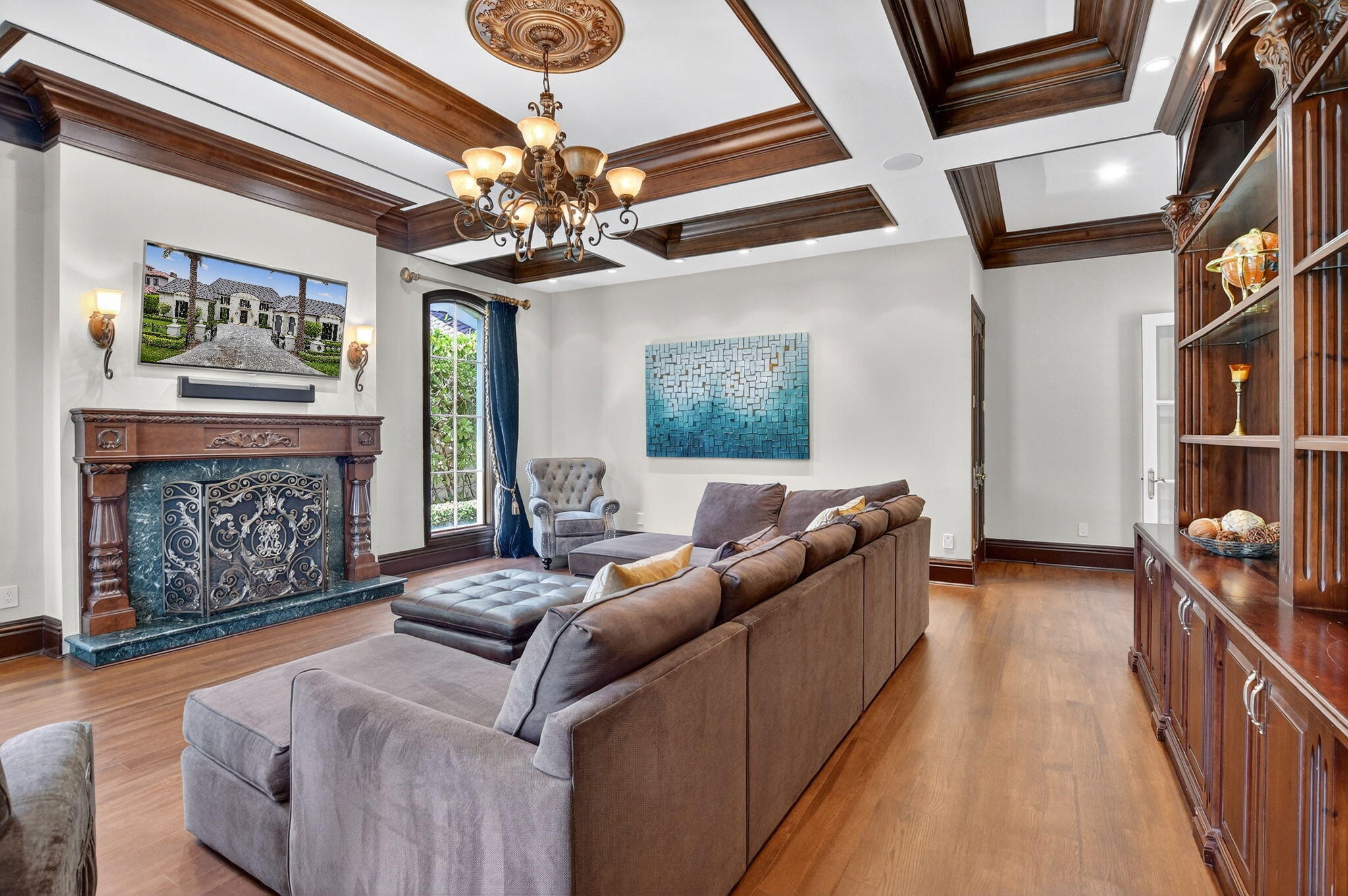 ROYAL PALM YACHT & COUNTRY CLUB - Residential Lease