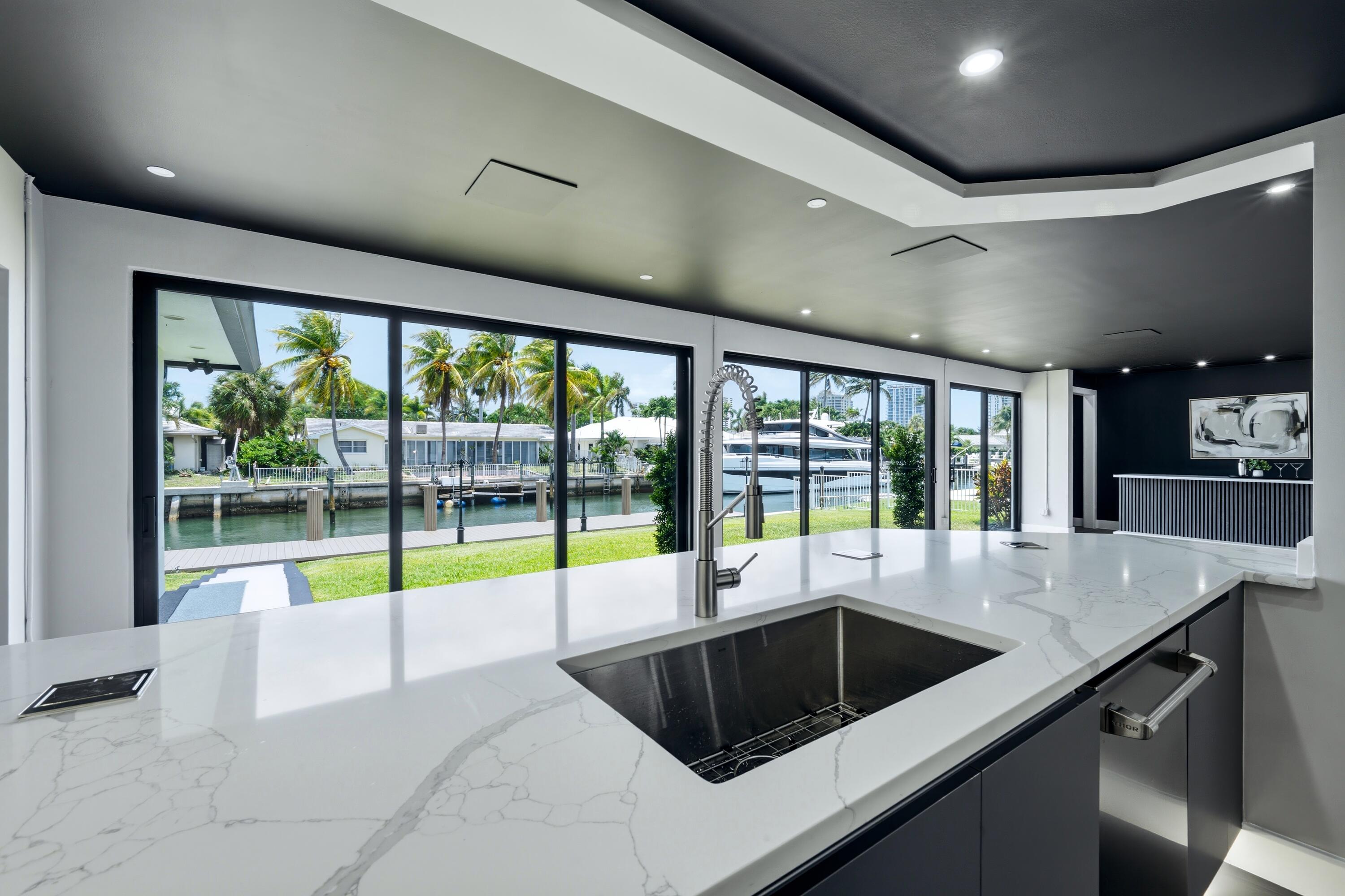 PALM BEACH ISLES 2 - Residential