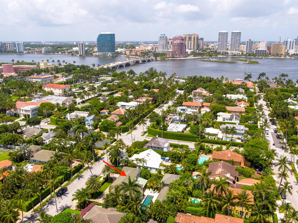 POINCIANA PARK 2ND ADD - Residential