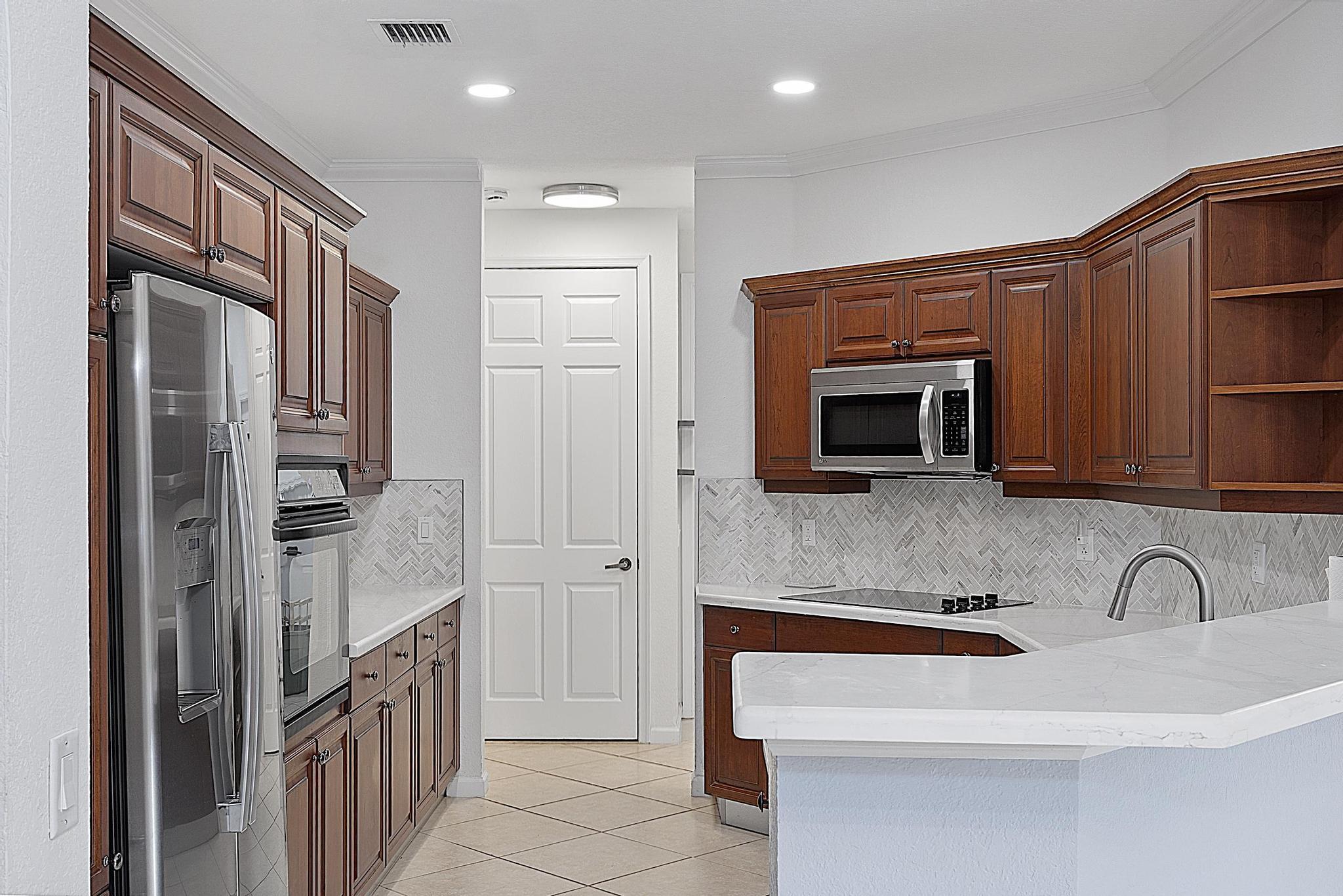 LEGENDS AT WESTON HILLS - Residential