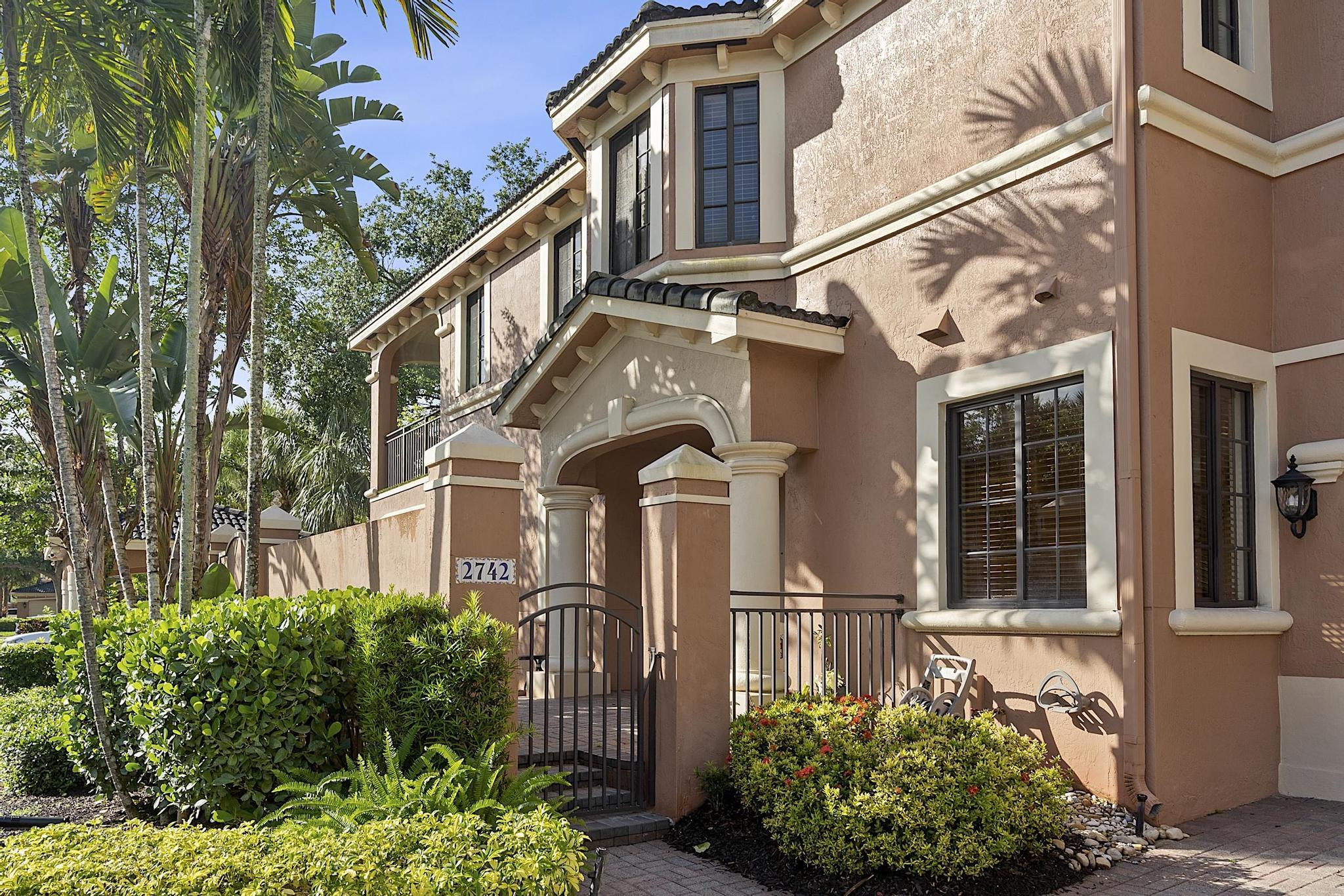LEGENDS AT WESTON HILLS - Residential