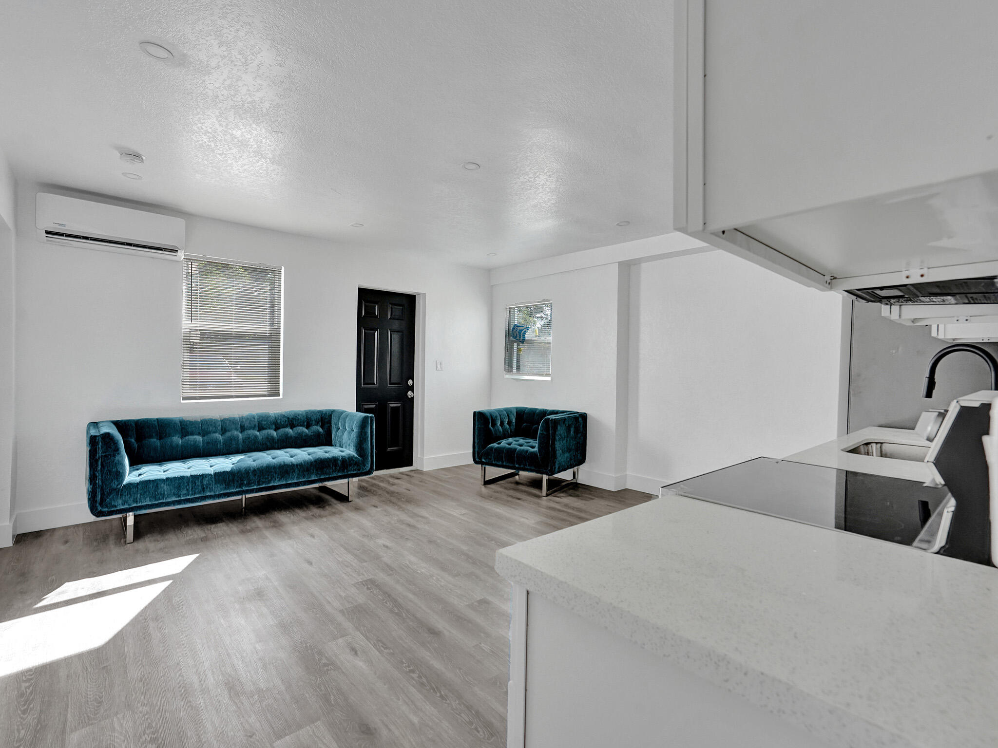 SUN LAND PARK - Residential