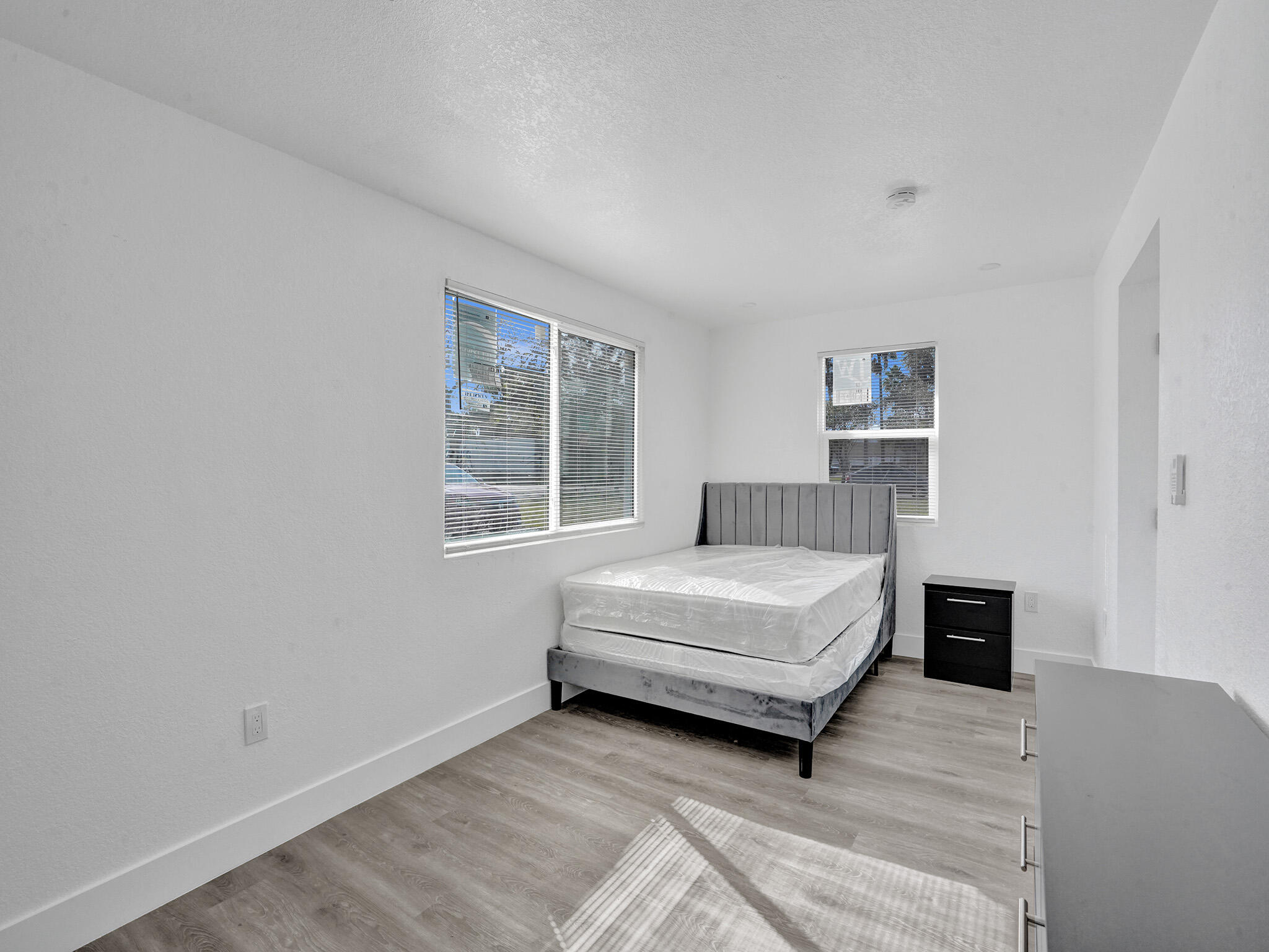 SUN LAND PARK - Residential