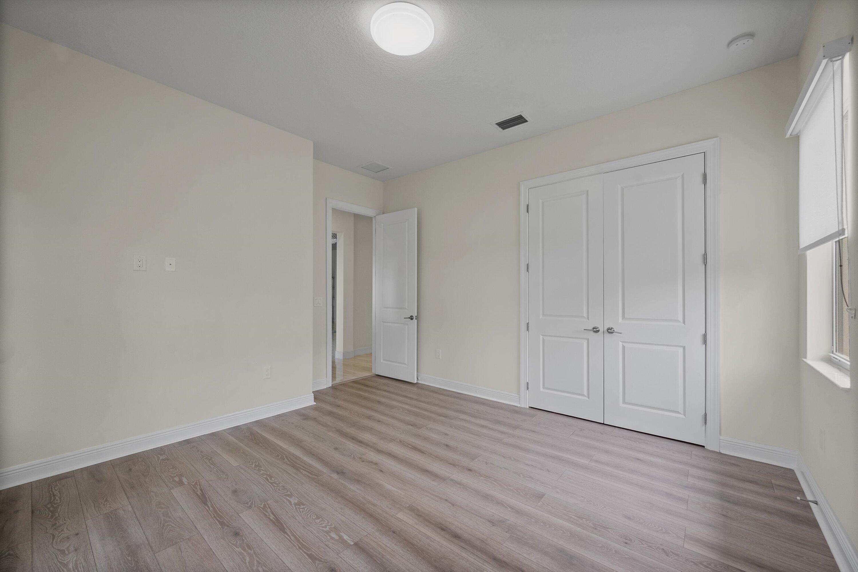 OSPREY OAKS - Residential
