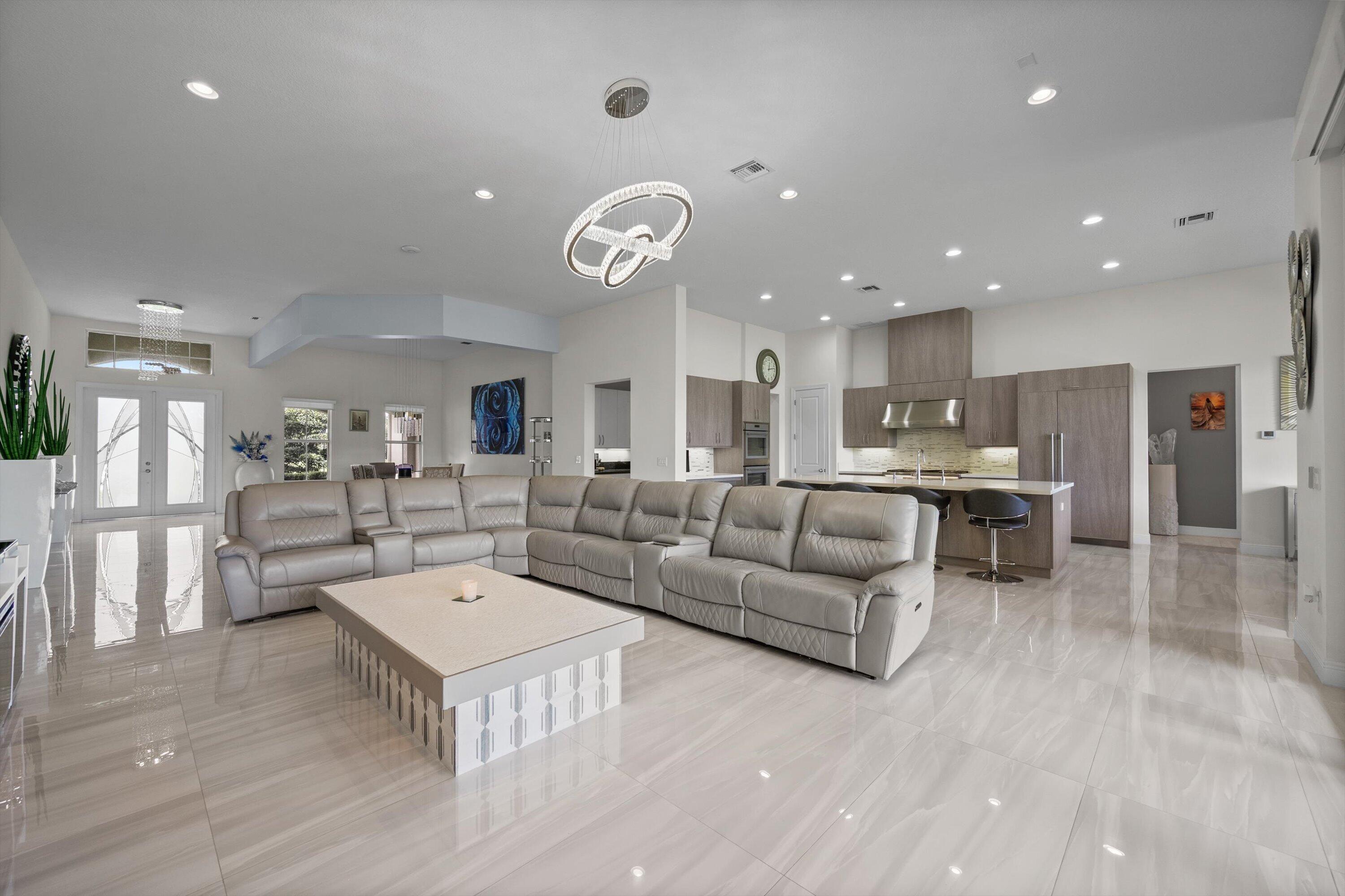 OSPREY OAKS - Residential