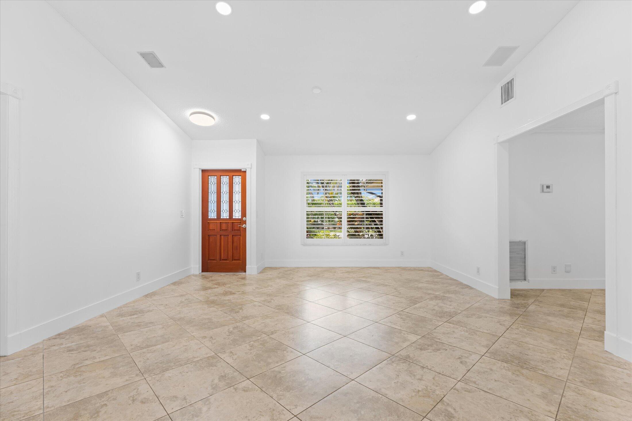 CYPRESS RUN - Residential Lease