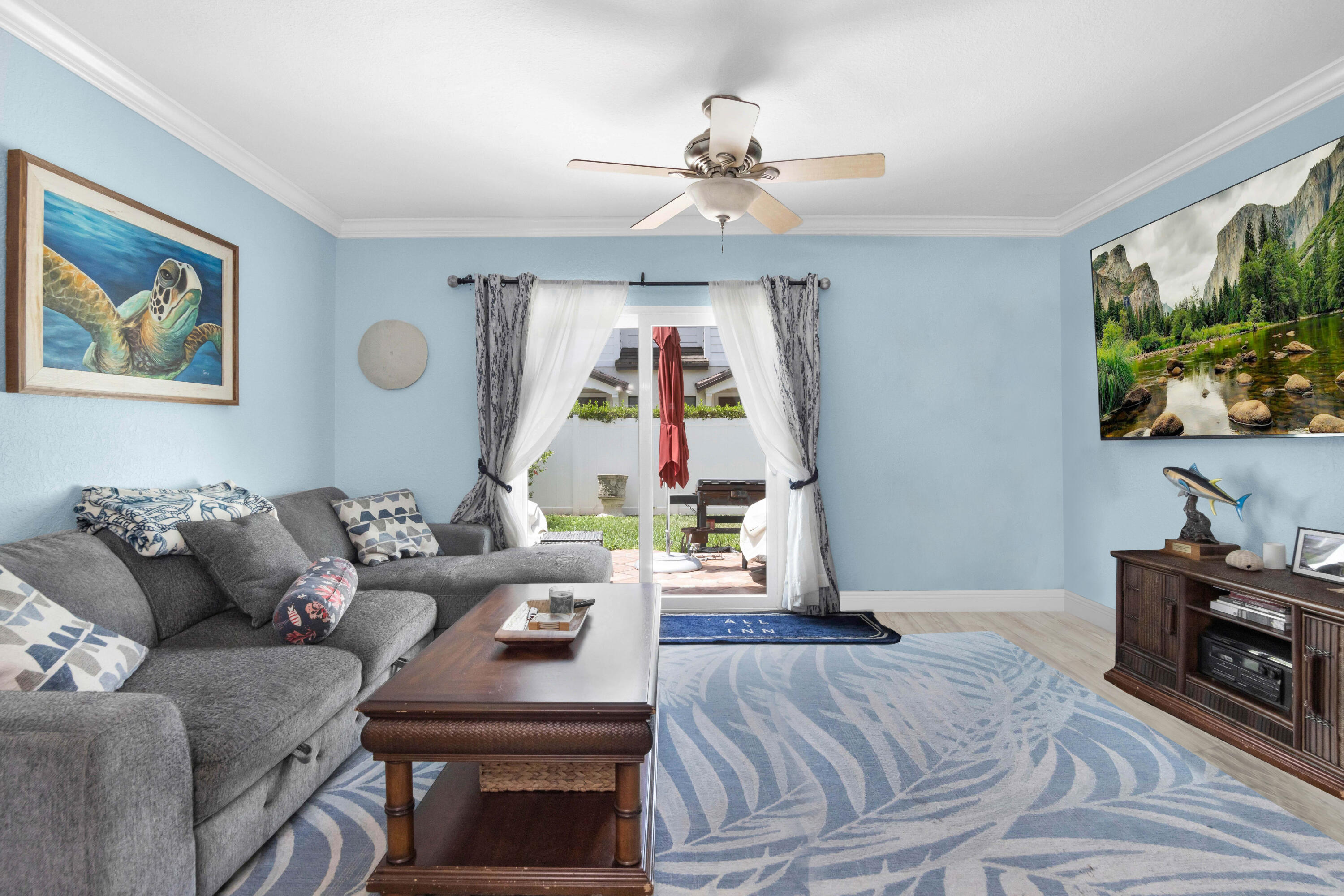 SUN HARBOUR - Residential
