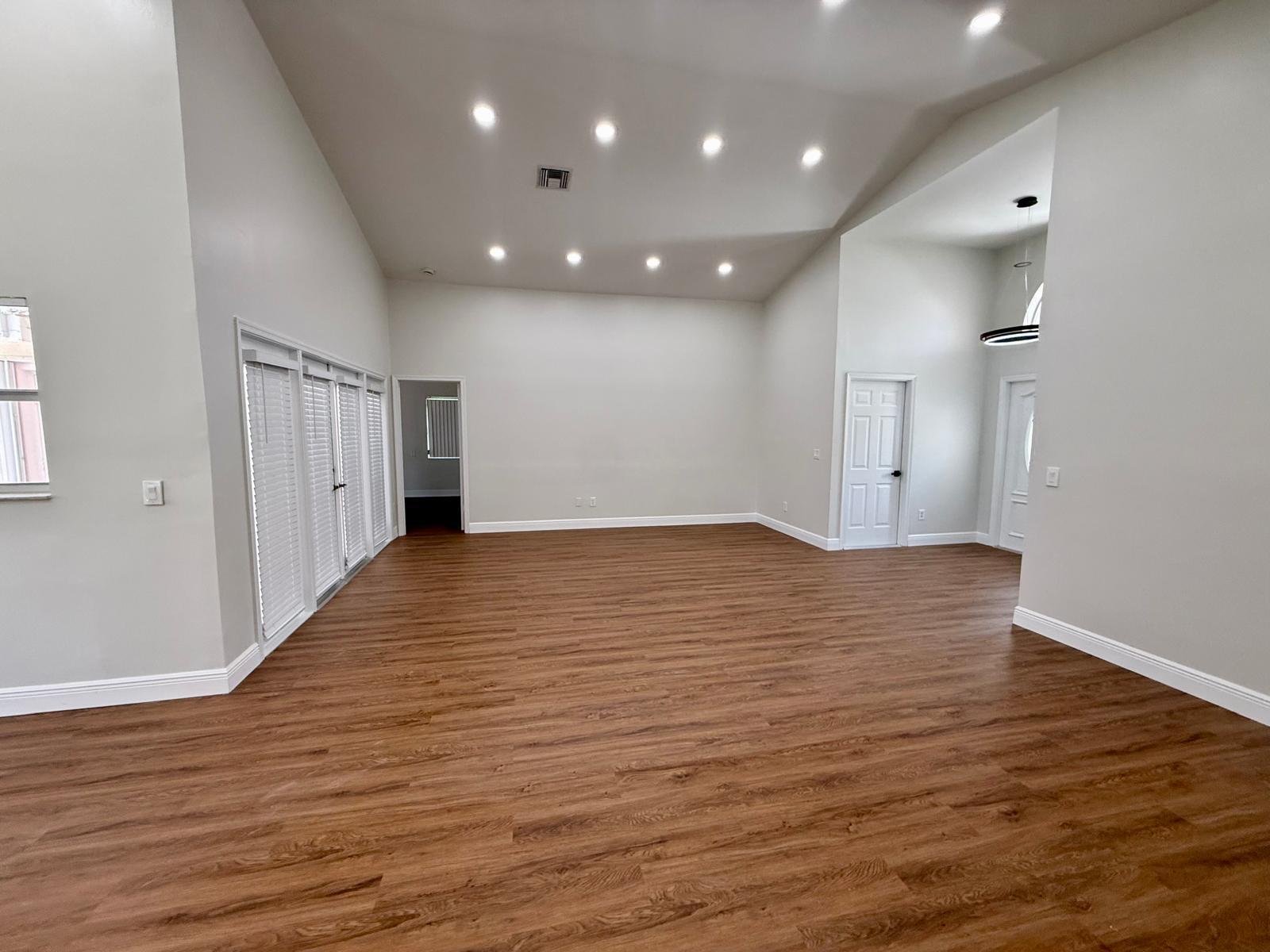 COQUINA LAKES - Residential