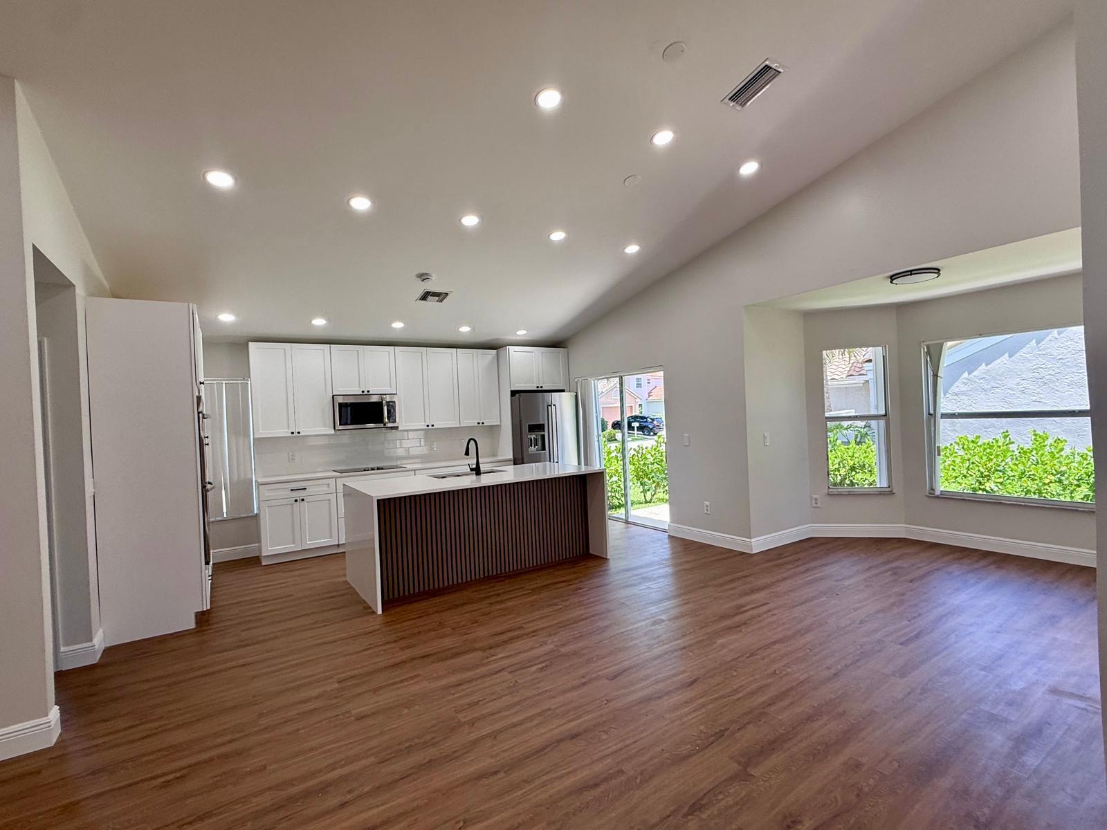COQUINA LAKES - Residential