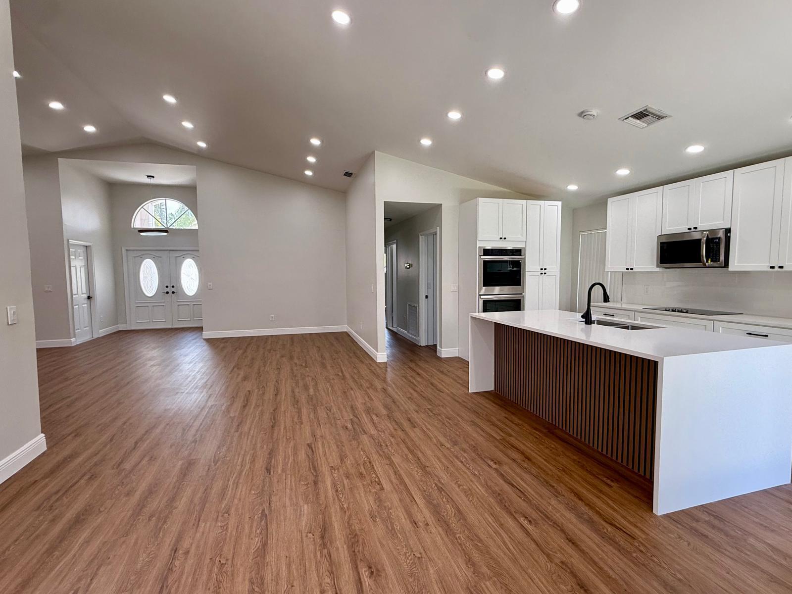 COQUINA LAKES - Residential