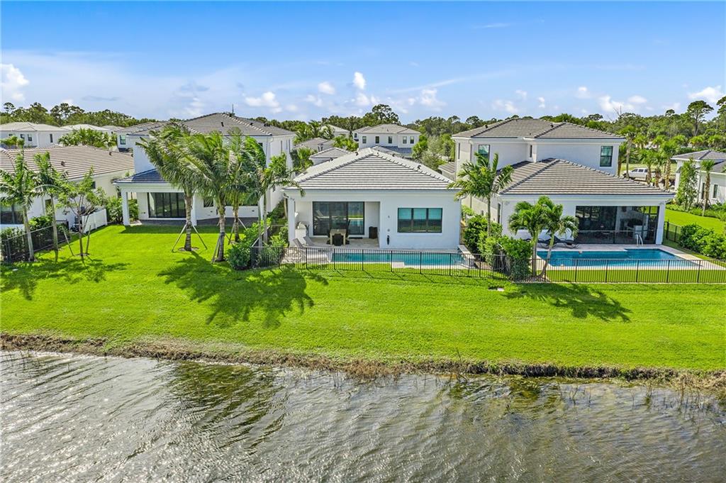 ARTISTRY - Residential