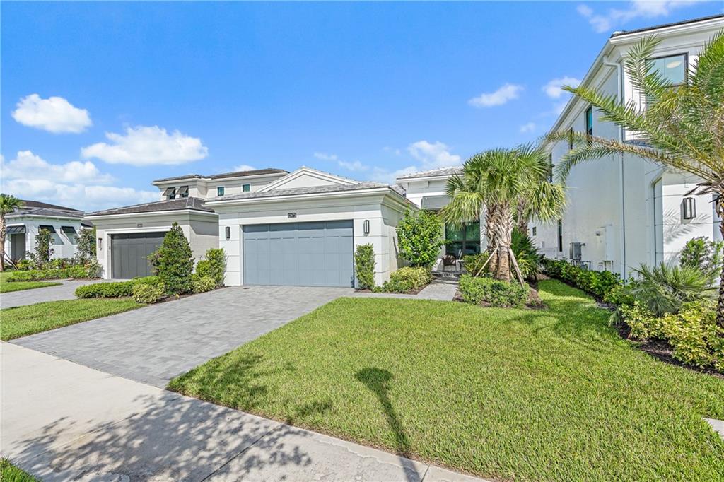 ARTISTRY - Residential