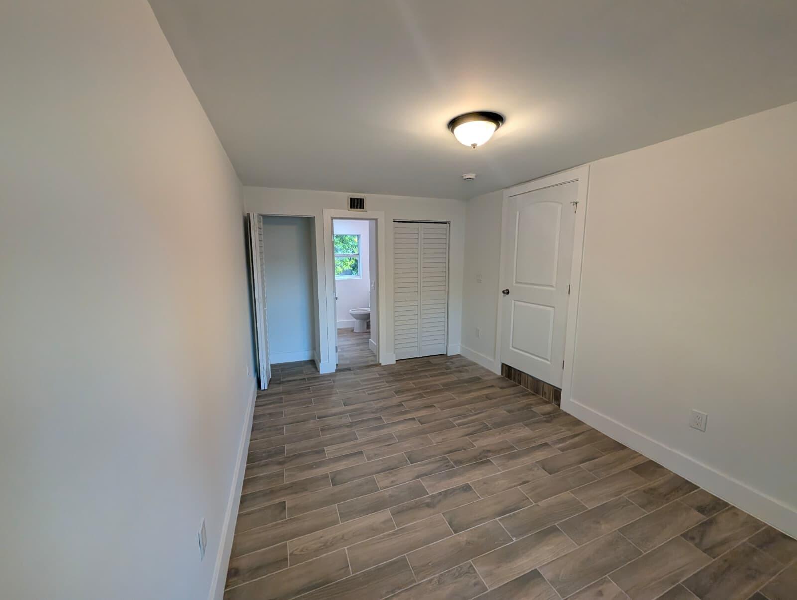 LAUDERDALE MANORS 19 ST - Residential Lease