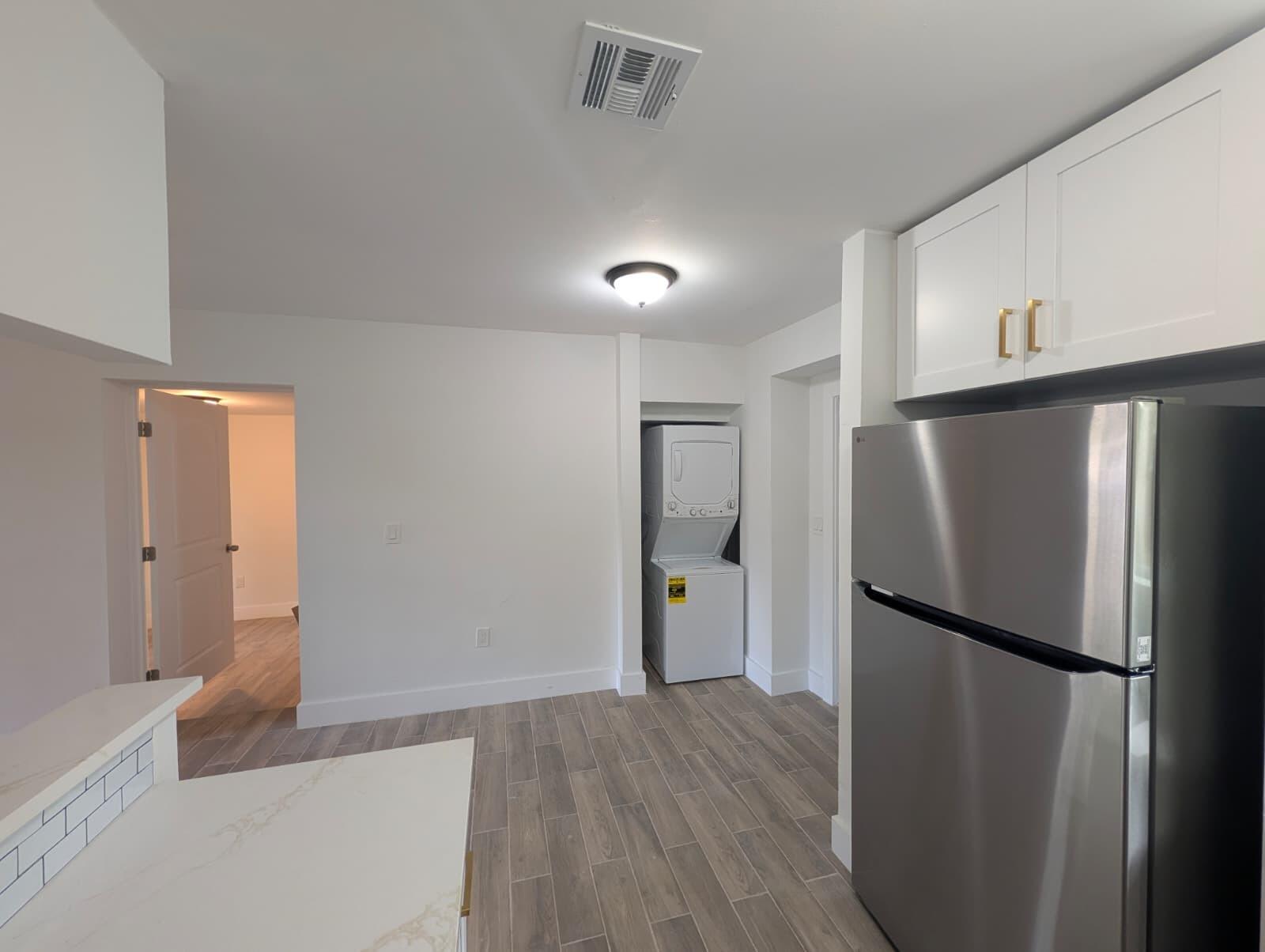 LAUDERDALE MANORS 19 ST - Residential Lease
