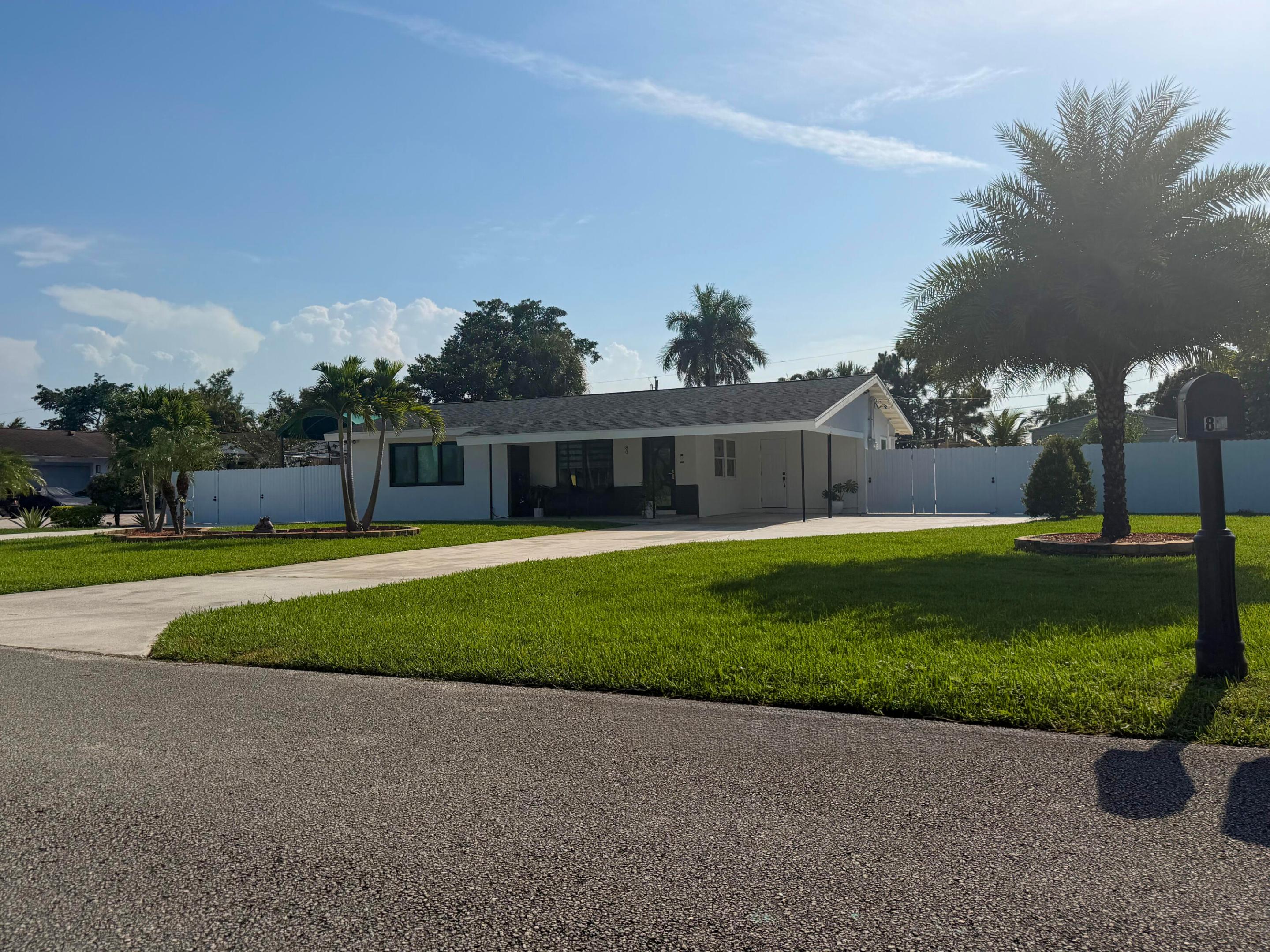 FLORIDA GARDENS 3 - Residential