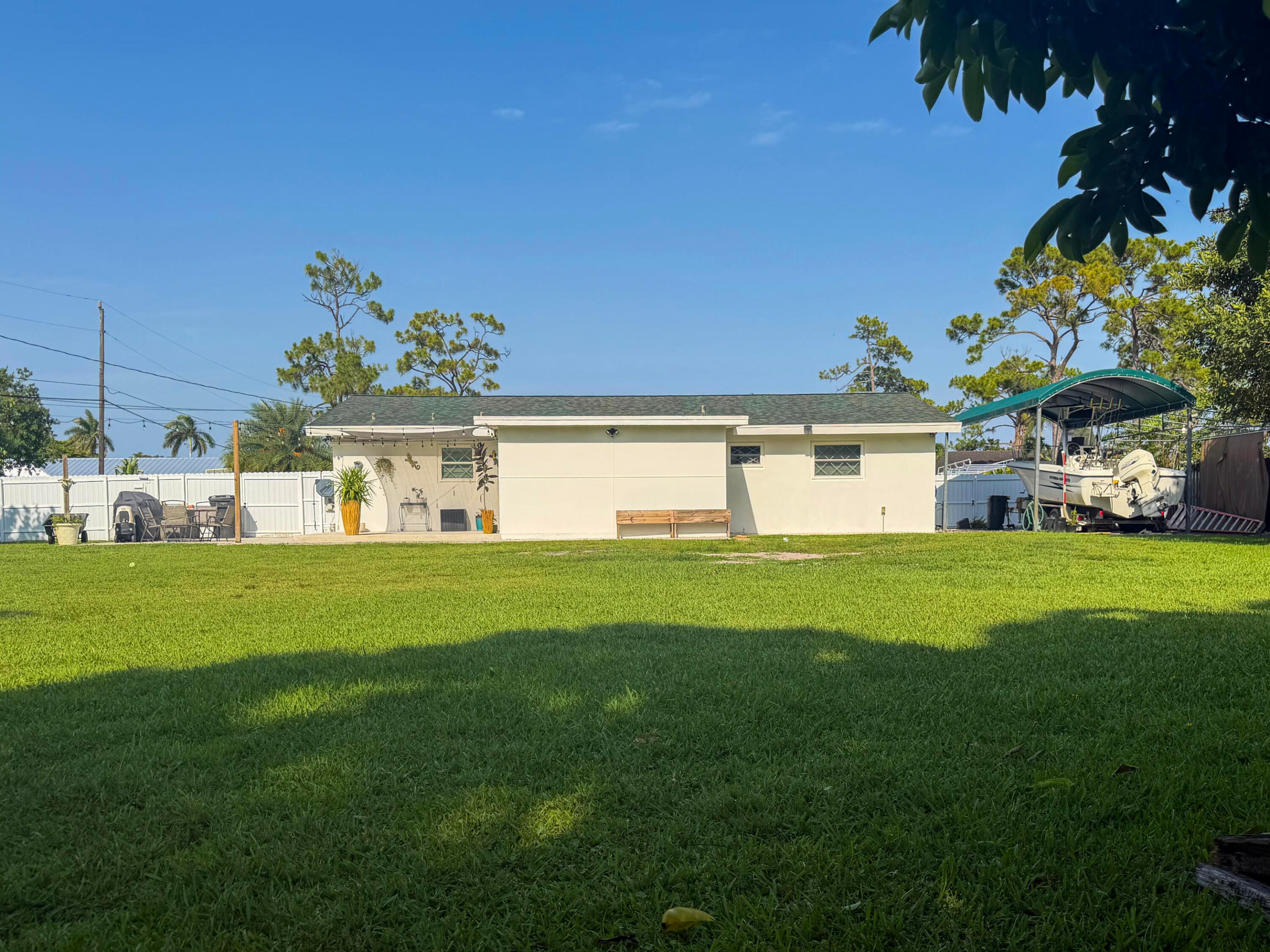 FLORIDA GARDENS 3 - Residential