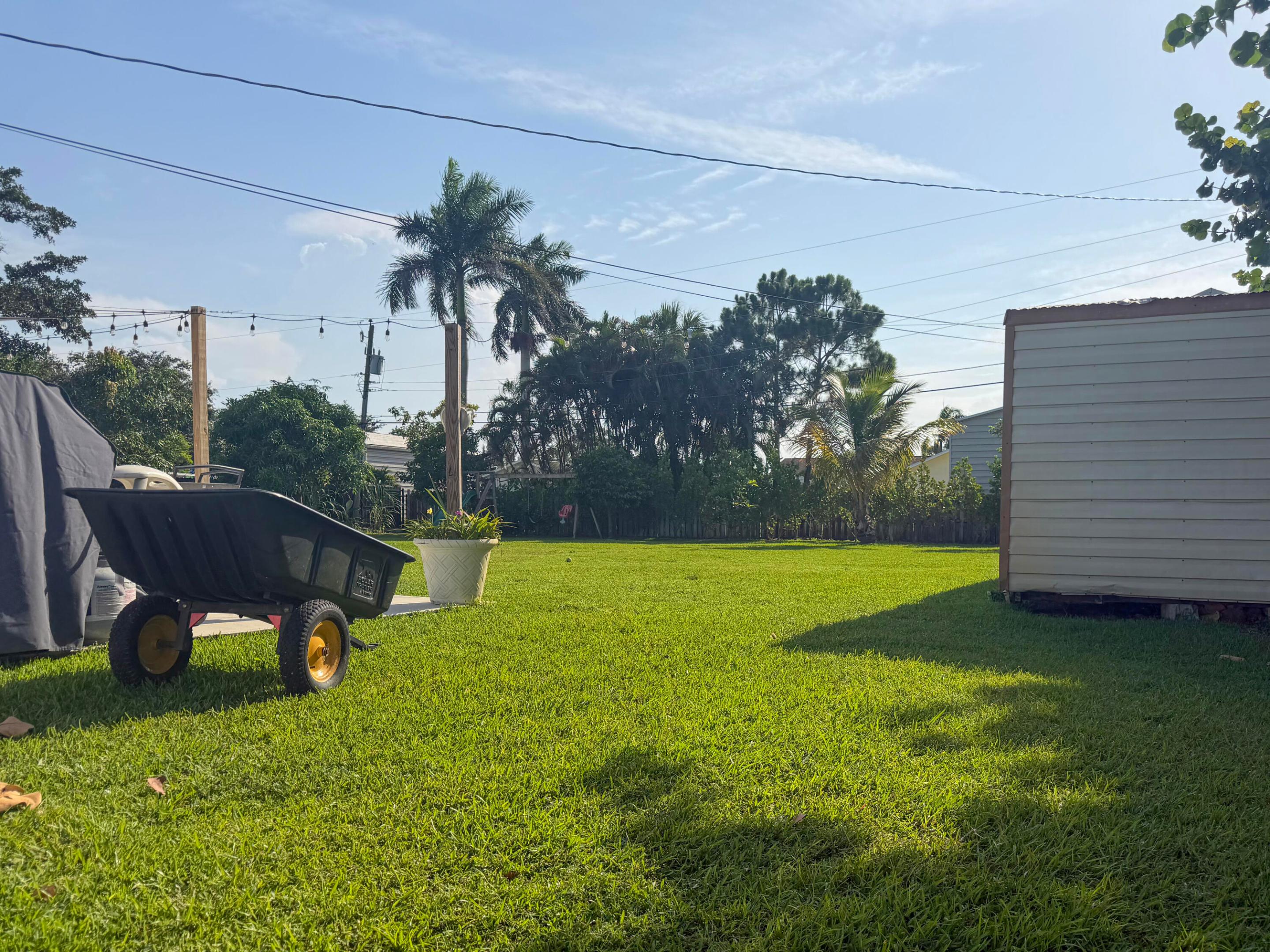 FLORIDA GARDENS 3 - Residential