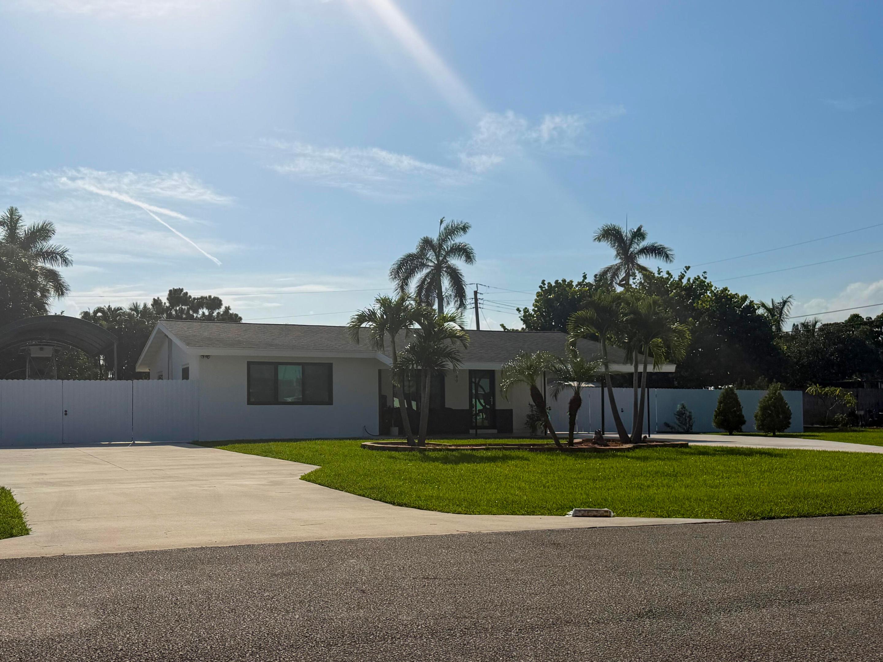 FLORIDA GARDENS 3 - Residential