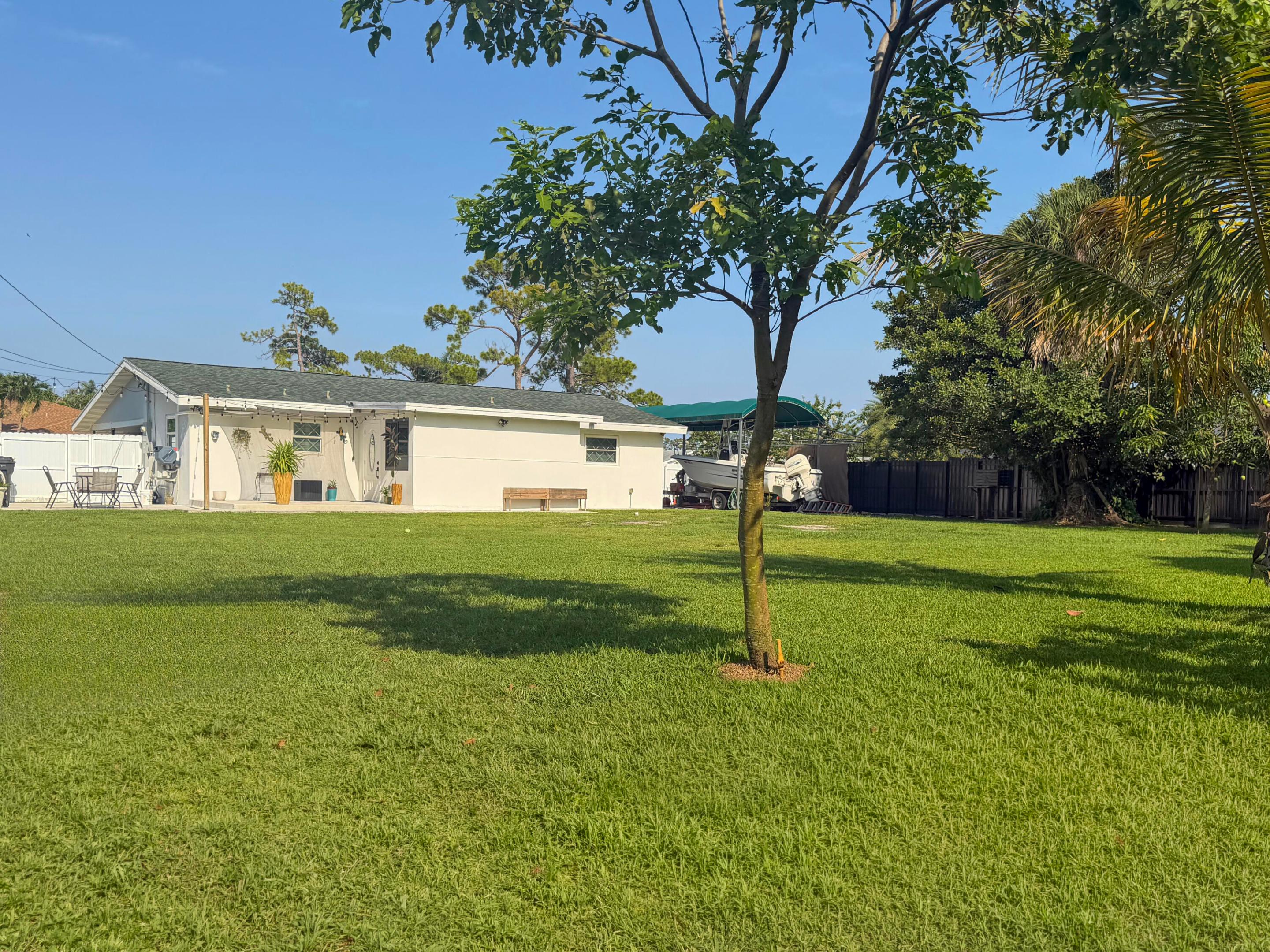 FLORIDA GARDENS 3 - Residential