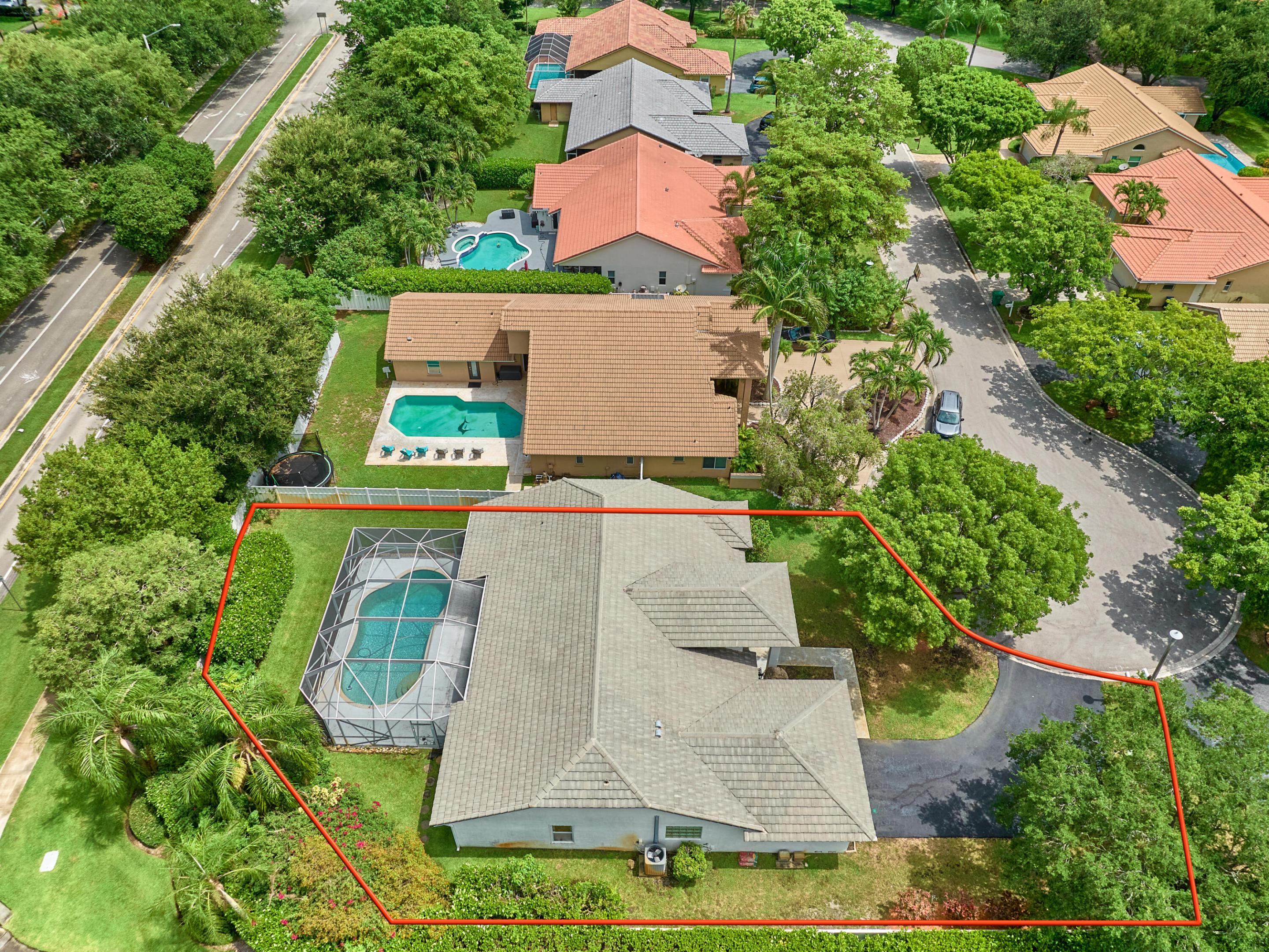 NORTH SPRINGS COURT - Residential