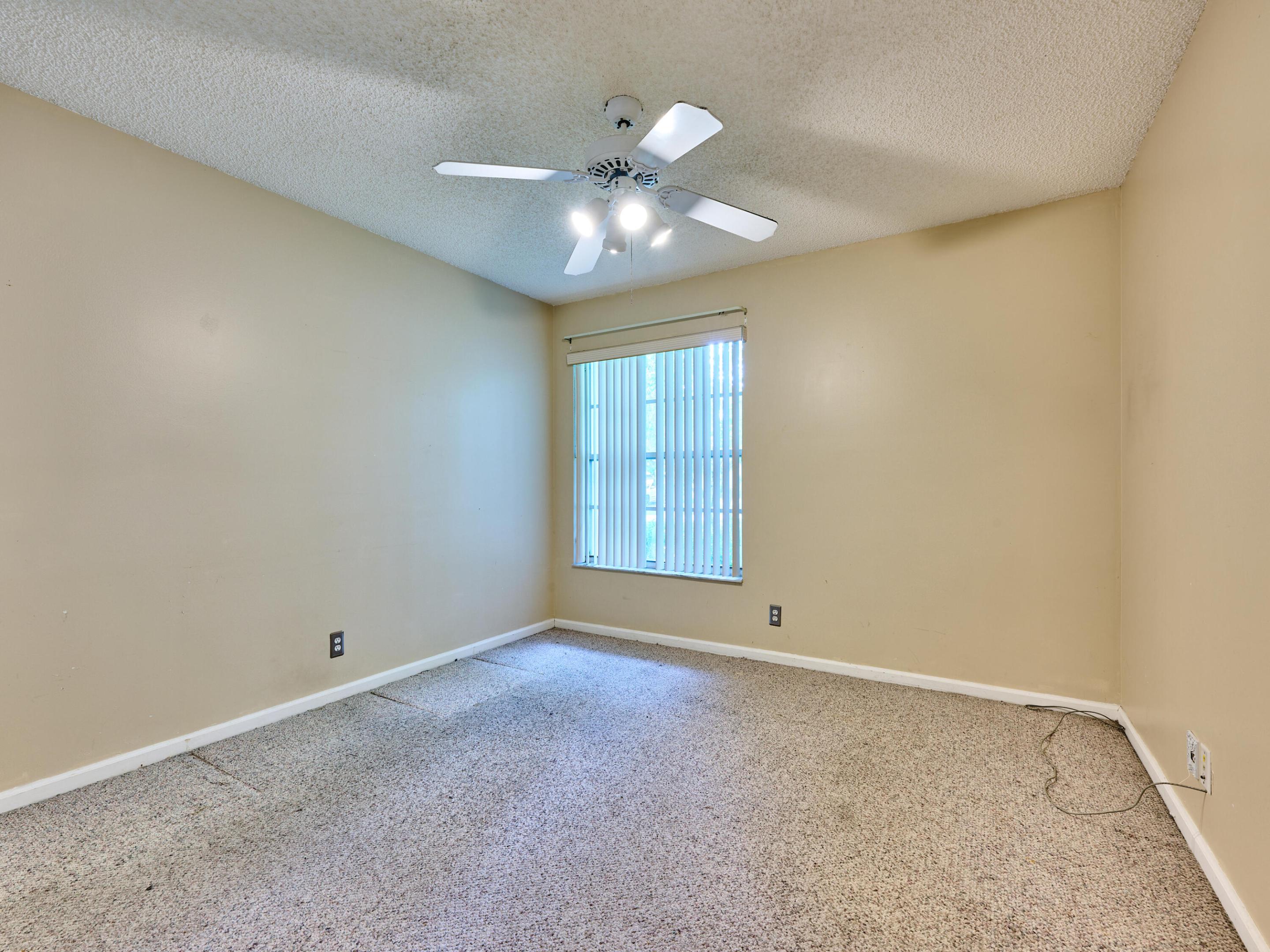NORTH SPRINGS COURT - Residential