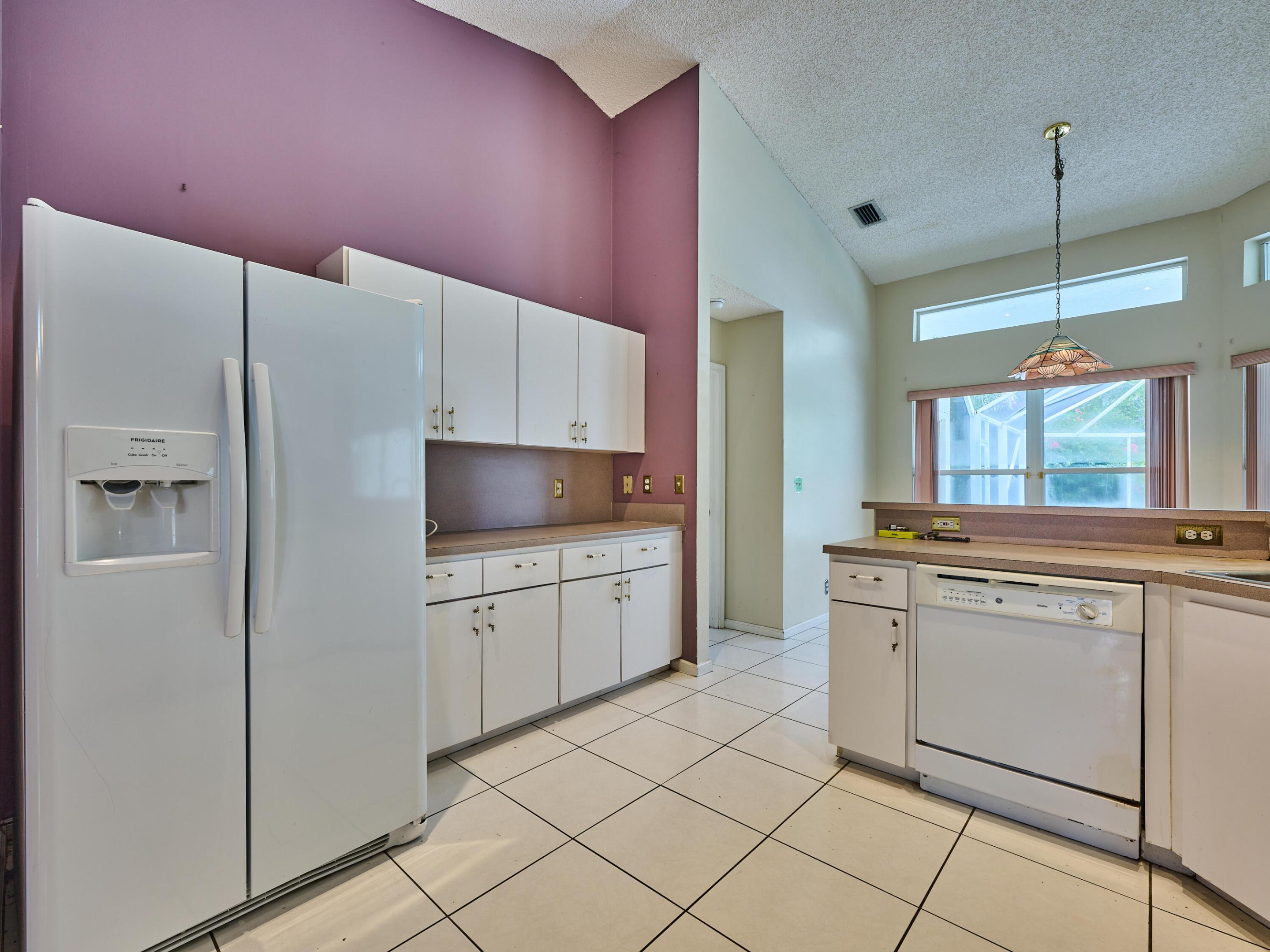 NORTH SPRINGS COURT - Residential