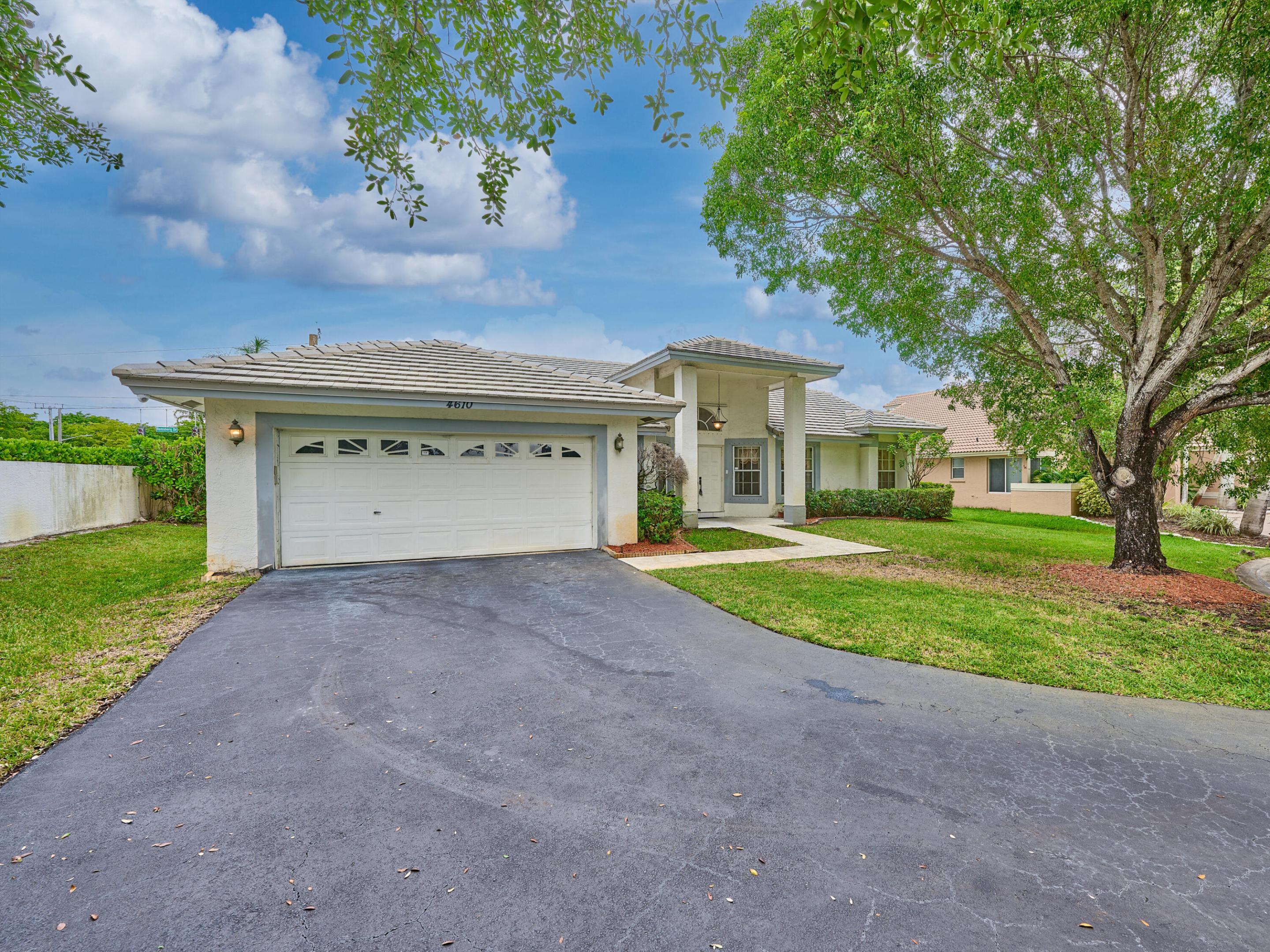 NORTH SPRINGS COURT - Residential