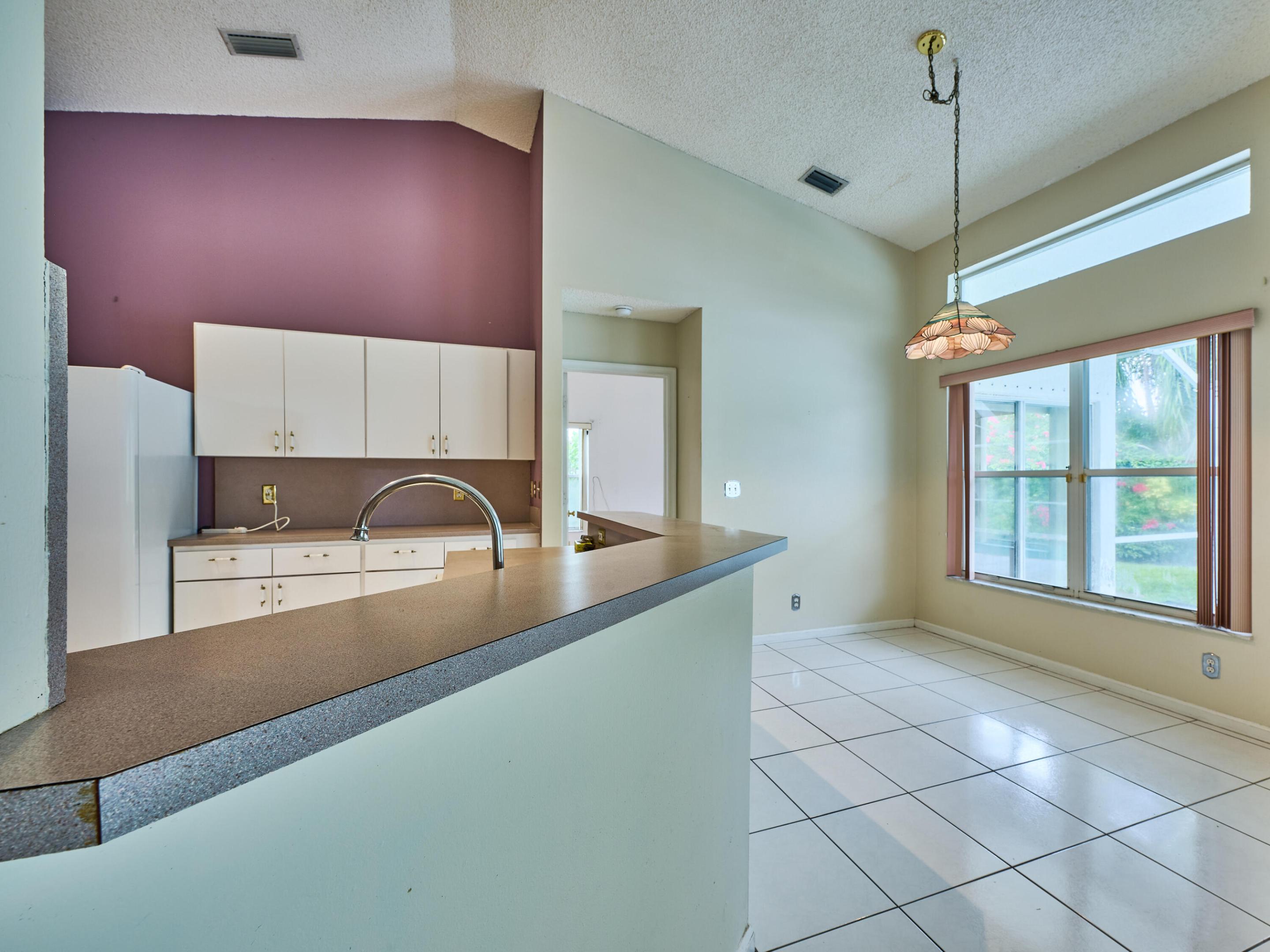 NORTH SPRINGS COURT - Residential