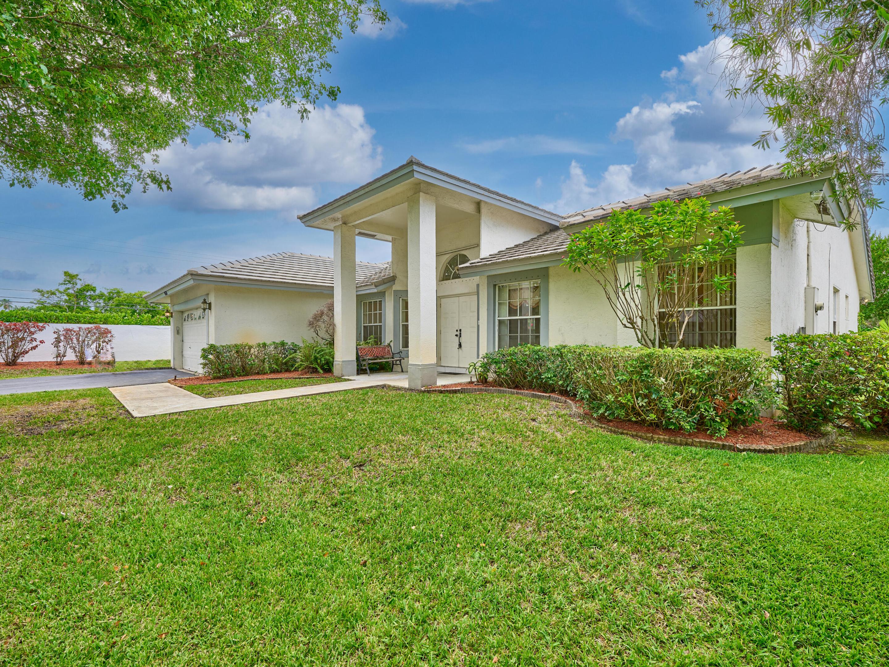 NORTH SPRINGS COURT - Residential