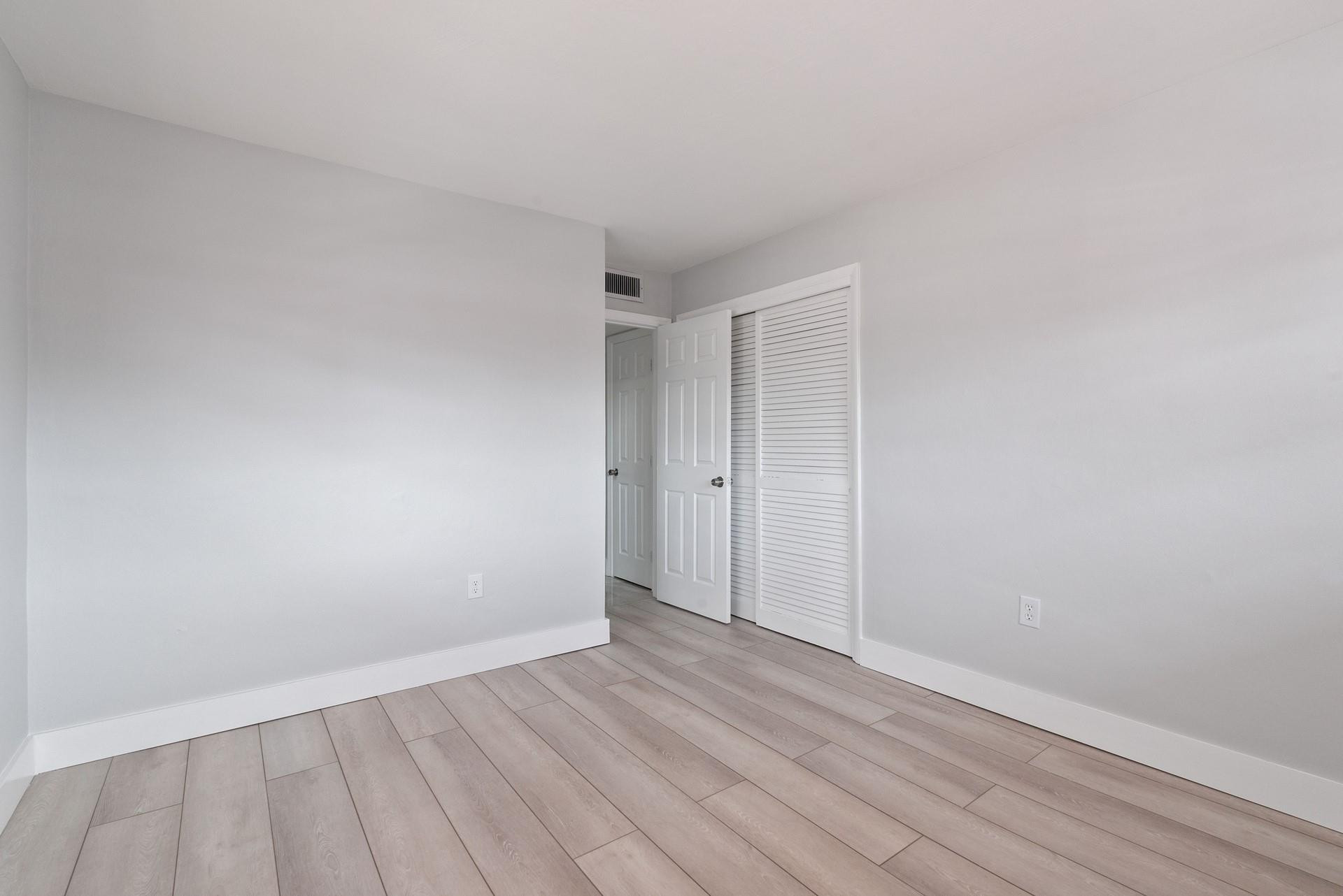 VILLAGE AT DADELAND CONDO - Residential Lease