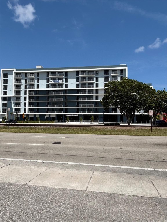 HUGE INVESTOR/DEVELOPER OPPORTUNITY*3 adjacent lots w/ separate folio numbers being sold together. 2117, 2125,& 2127 side by side lots on Polk St. Zoned DH-3. This zoning is for High Density Multi Use. Each lot is 5754 Sq. Ft. Combining for a generous 17,262 Sq Ft lot with the zoning capacity of 40 unit concept. There may be an opportunity for more units if the project goes vertical. Zoning permits up to 140ft possibility of 10 stories.  Additional uses are Self Storage Facility/Hotel/Amusement/automotive sales and much much more.2117 MLS Listing ID F10502637  2125 MLS Listing ID F10502216  2127 Listing ID F10502624 ****PLEASE DO NOT BOTHER THE TENANTS***  Zoning Requirements in supplements****NO SHOWINGS TILL EXECUTED CONTRACT****