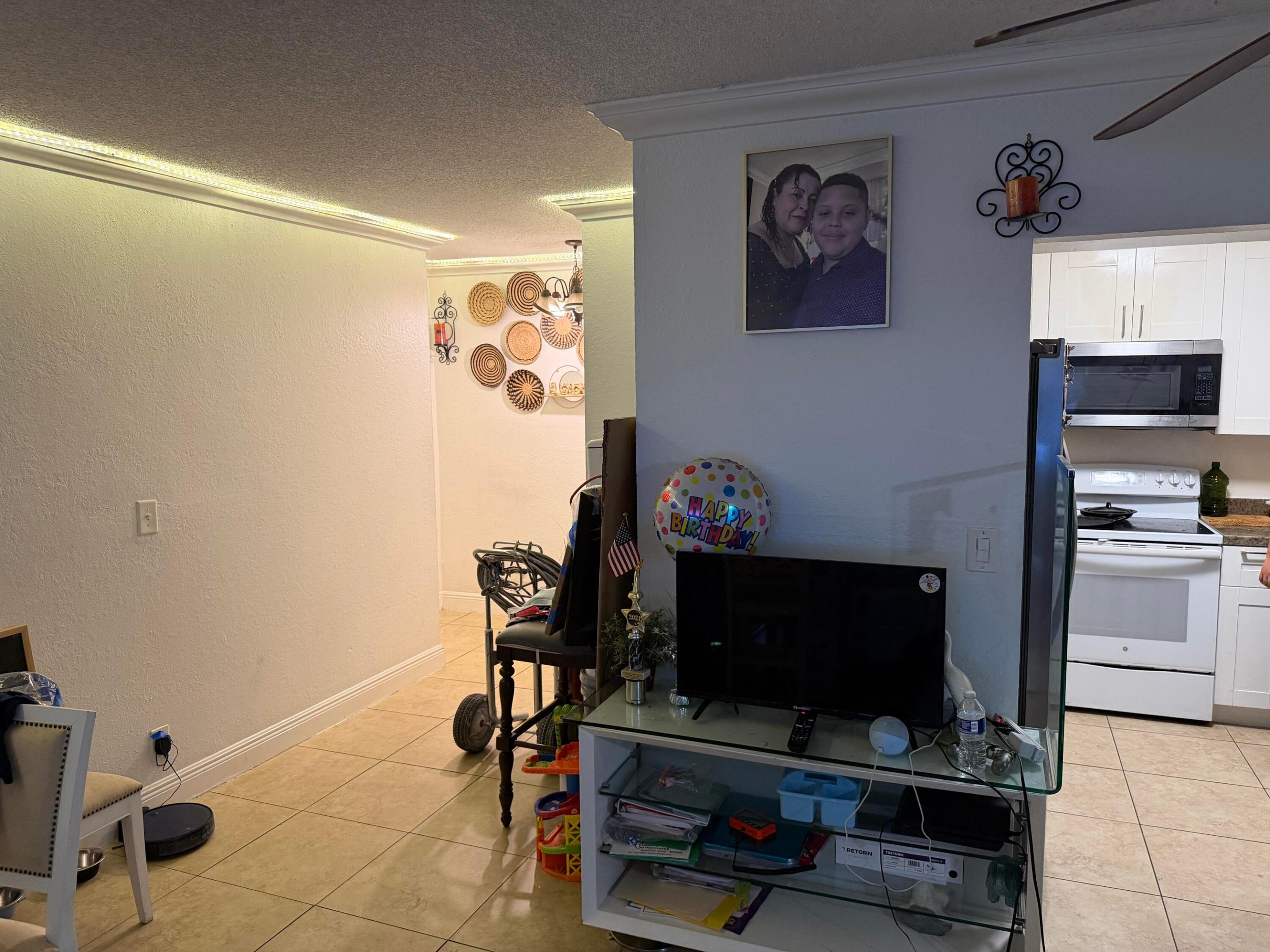 VILLAS AT CORAL SPRINGS - Residential