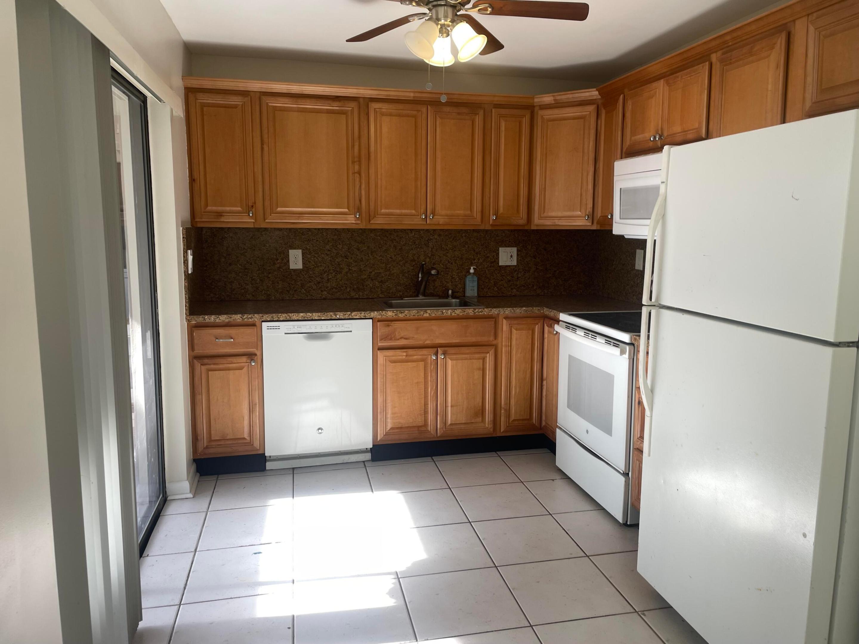 KINGS POINT PIEDMONT CONDOS - Residential