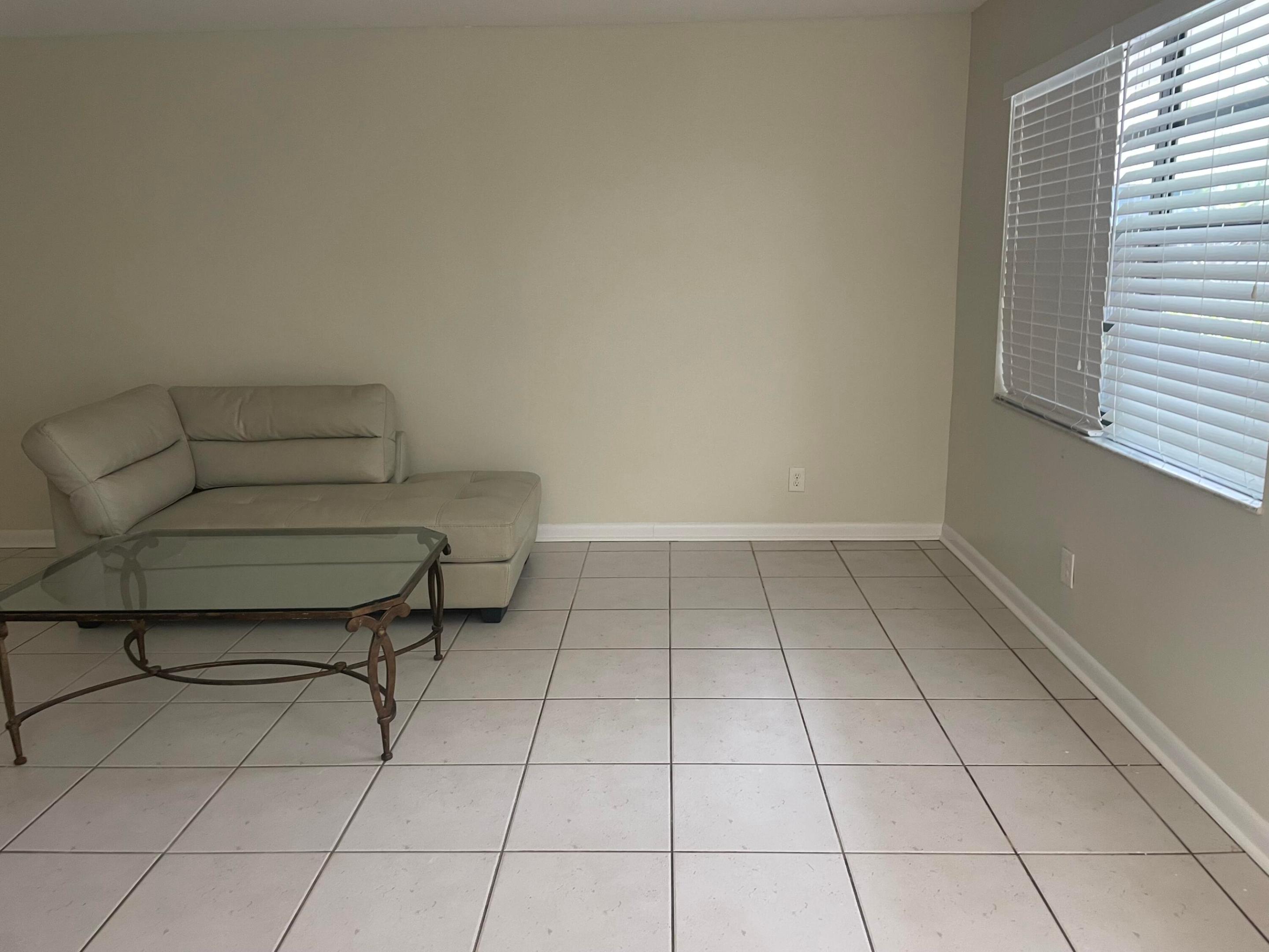 KINGS POINT PIEDMONT CONDOS - Residential