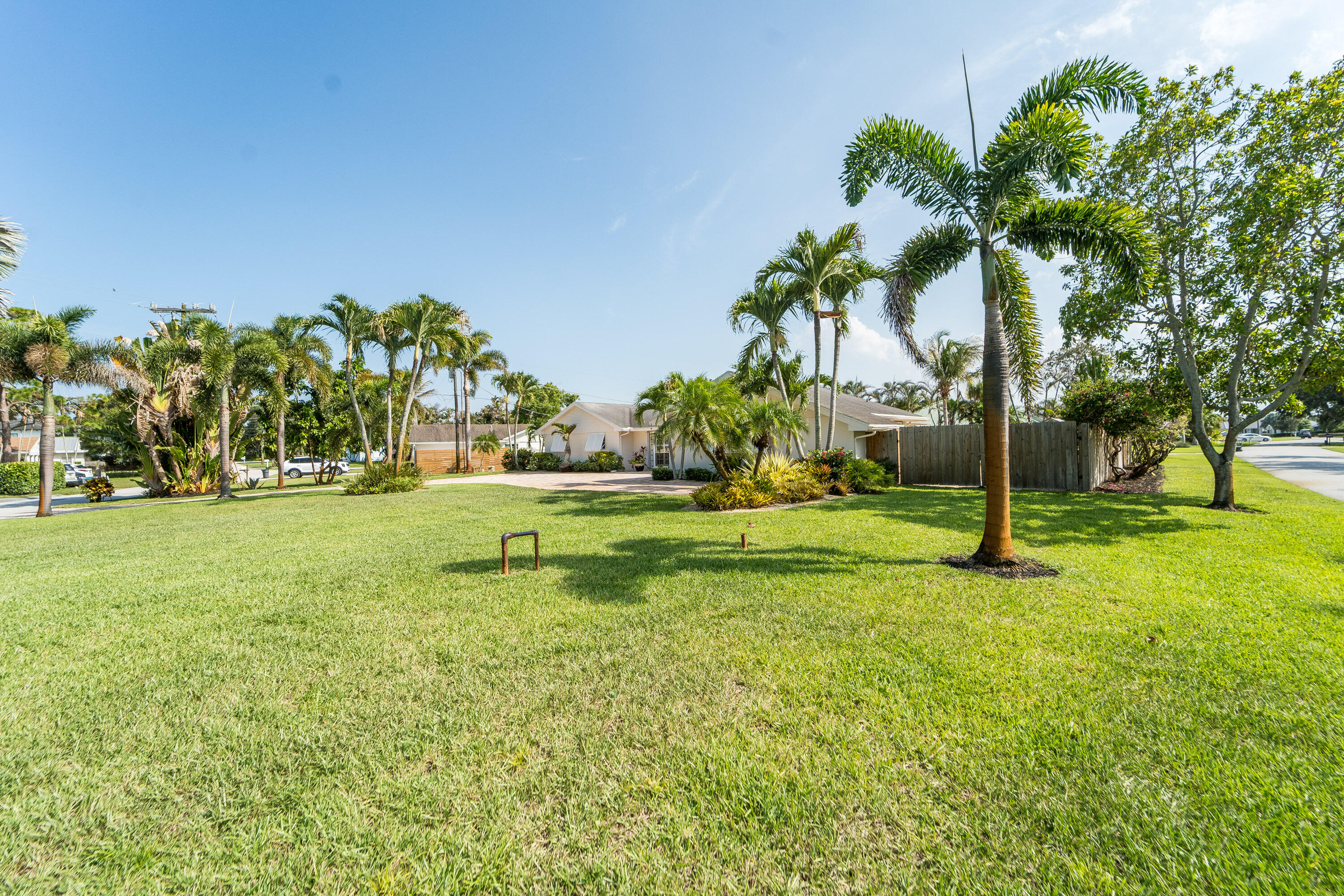 HUNT CLUB COLONY (AKA JUPITER/TEQUESTA HUNT CLUB C - Residential