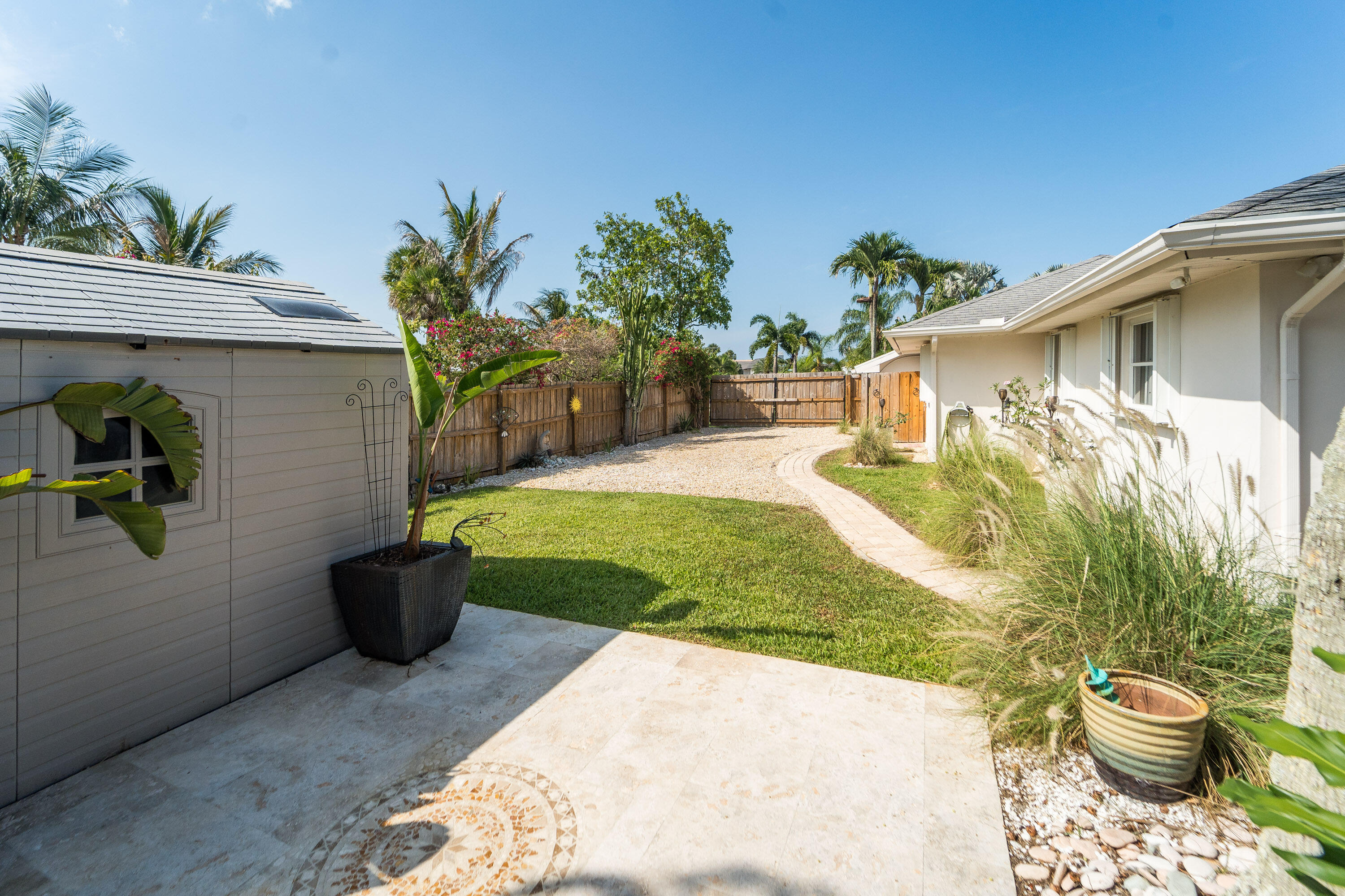 HUNT CLUB COLONY (AKA JUPITER/TEQUESTA HUNT CLUB C - Residential