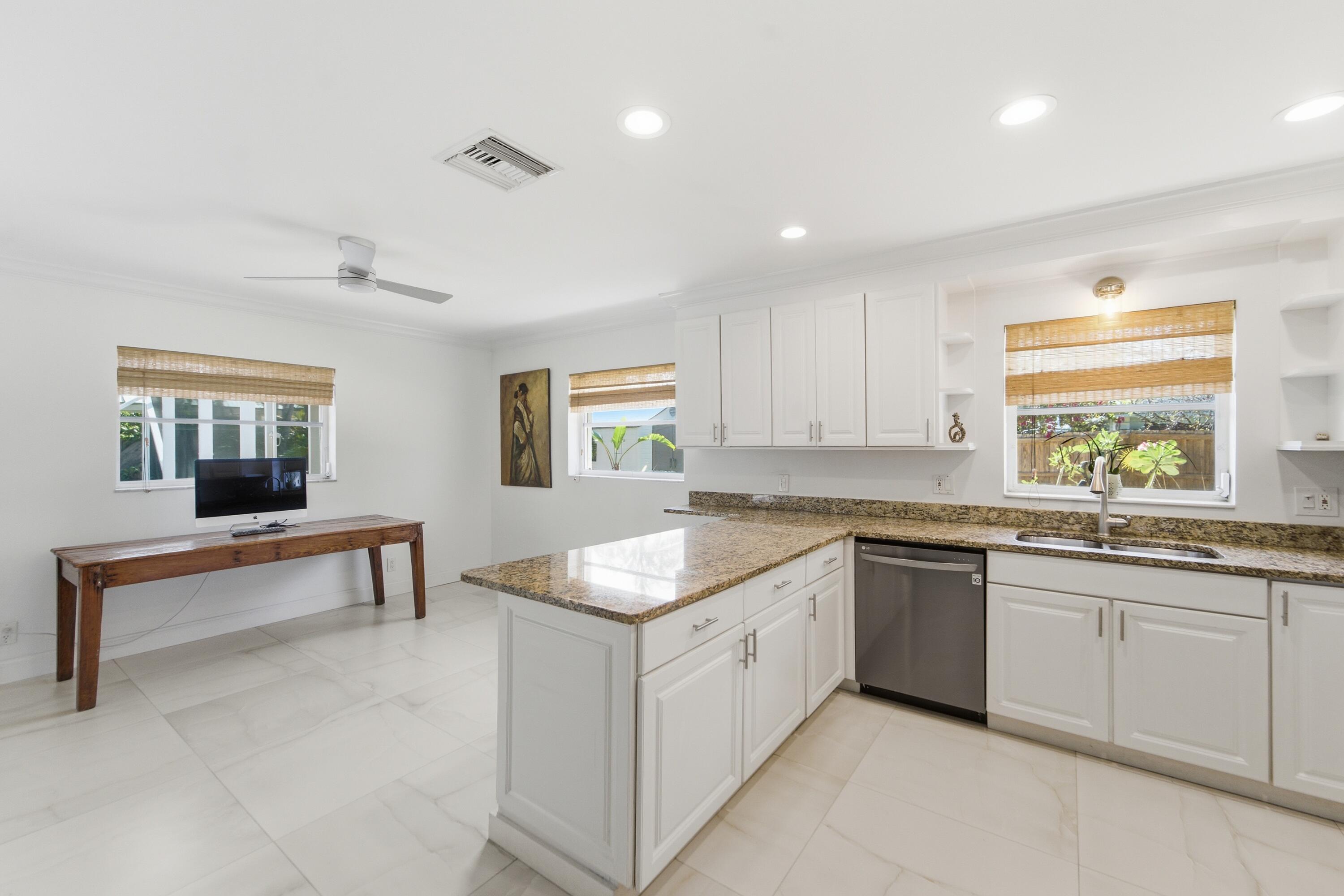 HUNT CLUB COLONY (AKA JUPITER/TEQUESTA HUNT CLUB C - Residential