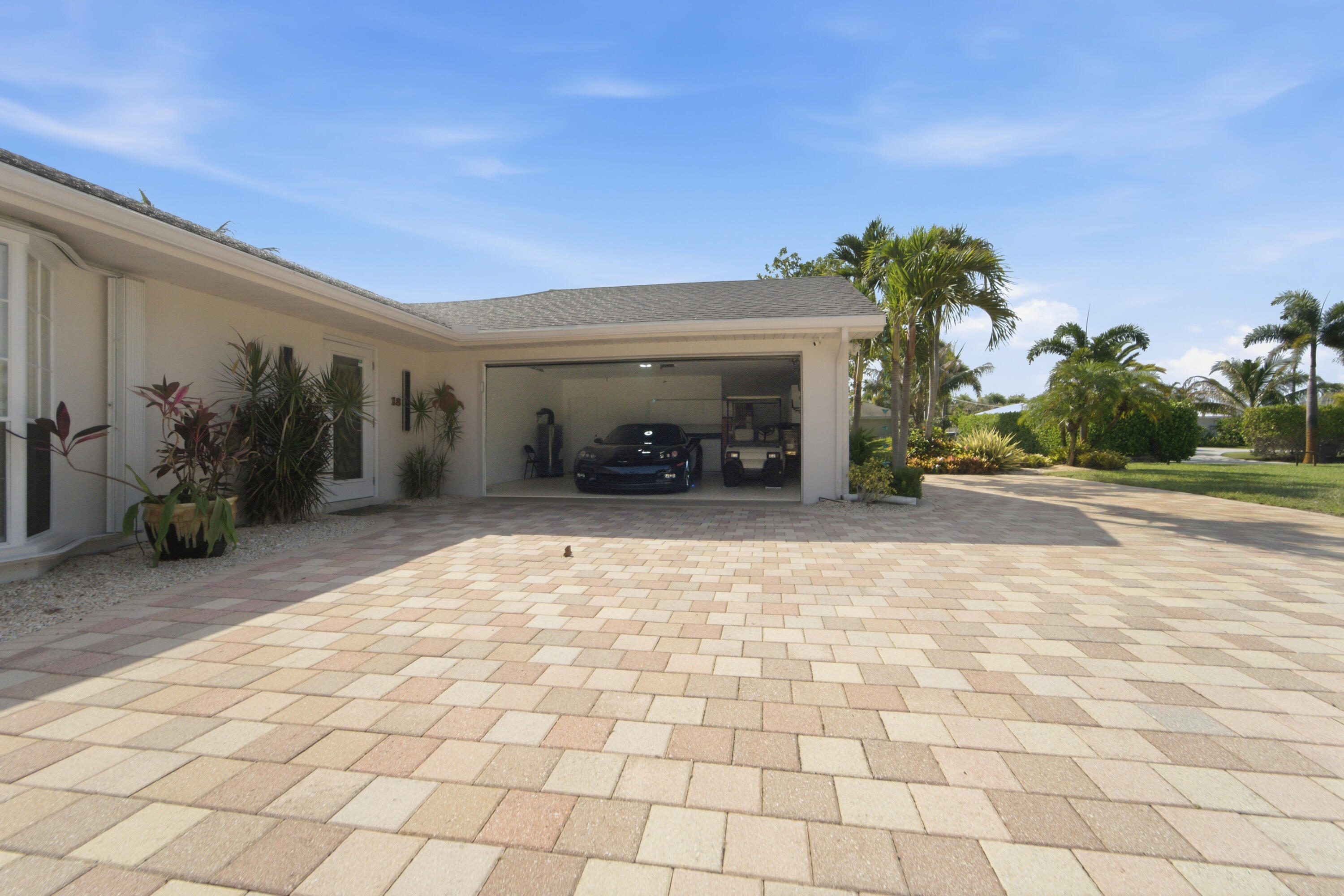 HUNT CLUB COLONY (AKA JUPITER/TEQUESTA HUNT CLUB C - Residential