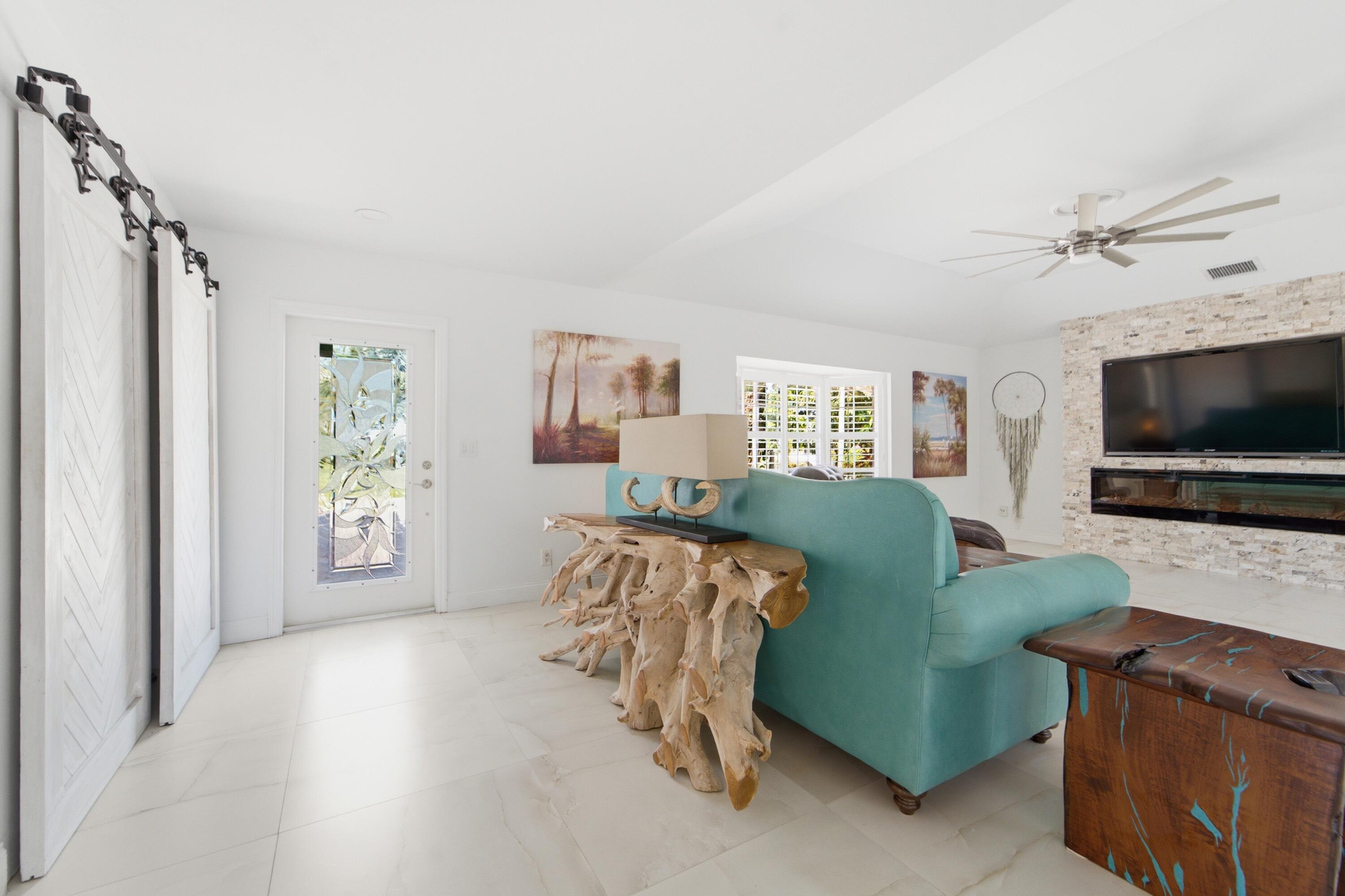 HUNT CLUB COLONY (AKA JUPITER/TEQUESTA HUNT CLUB C - Residential