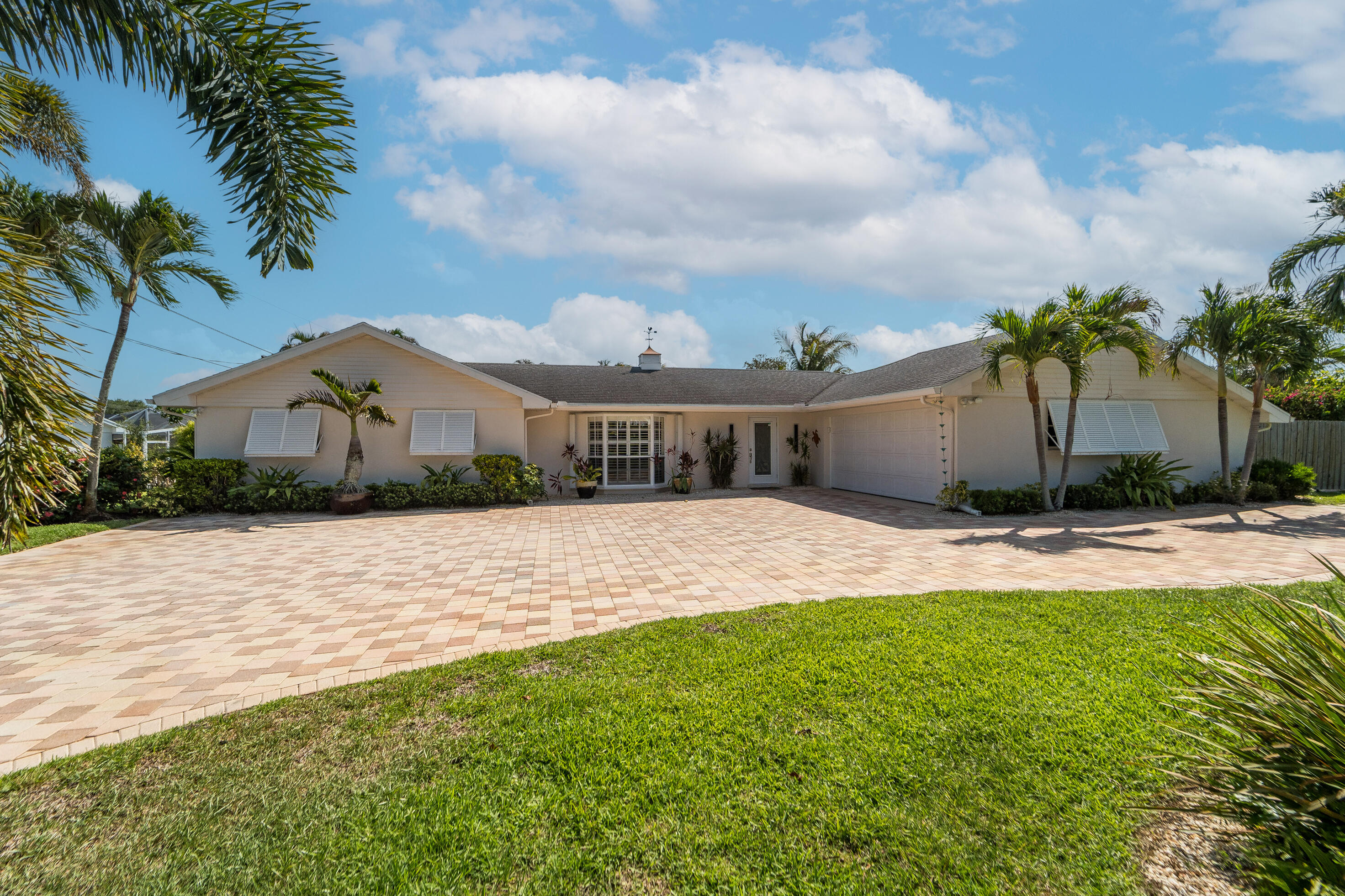 HUNT CLUB COLONY (AKA JUPITER/TEQUESTA HUNT CLUB C - Residential