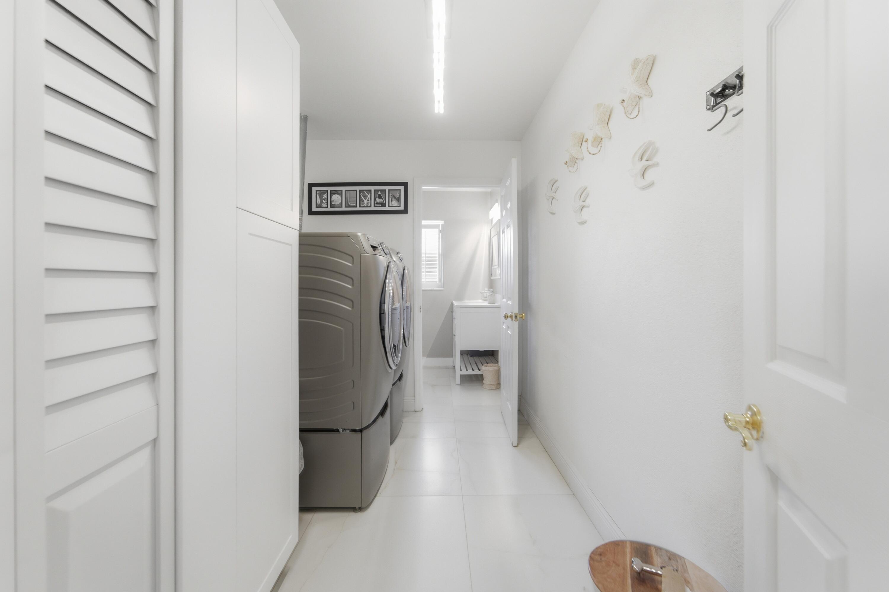 HUNT CLUB COLONY (AKA JUPITER/TEQUESTA HUNT CLUB C - Residential