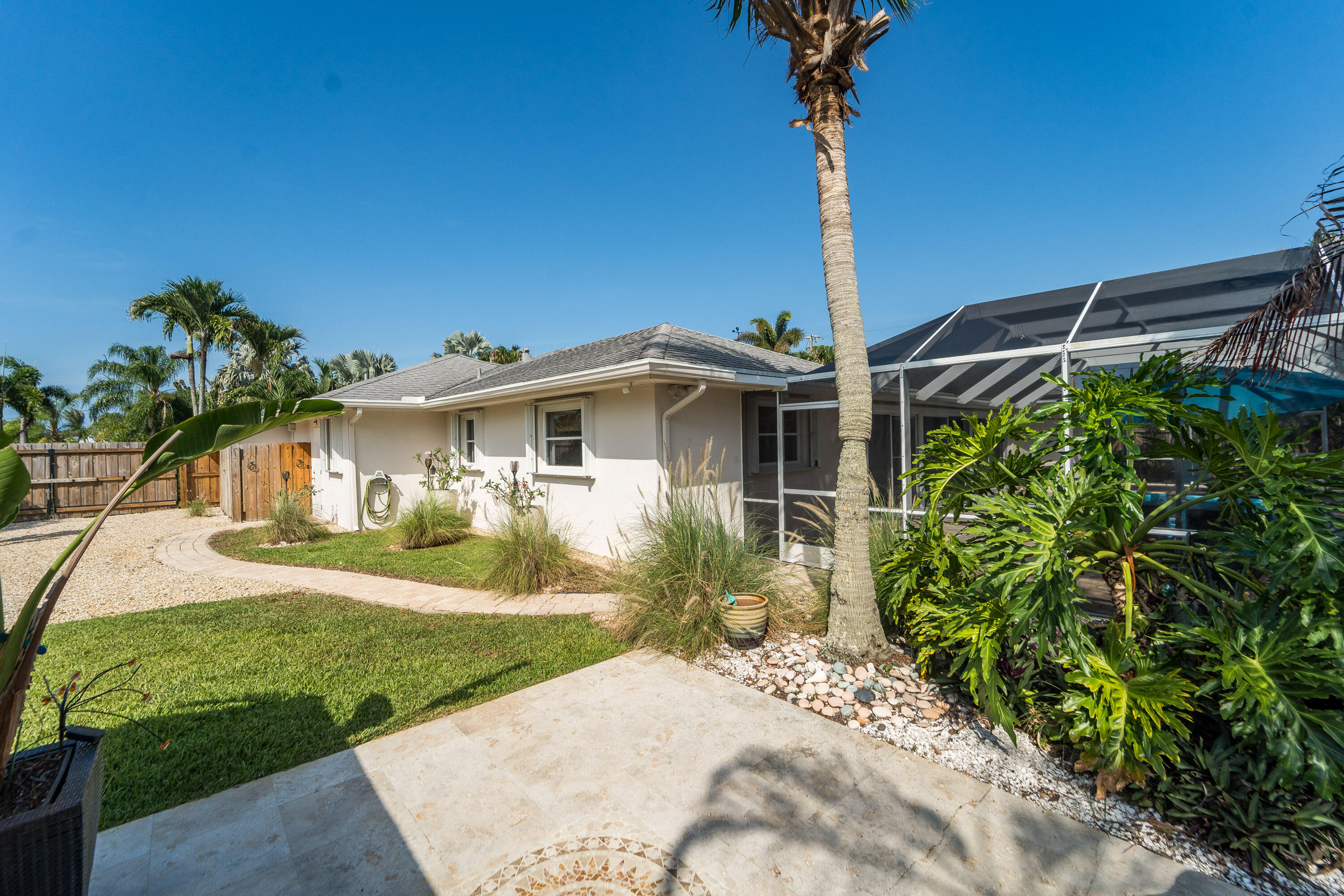 HUNT CLUB COLONY (AKA JUPITER/TEQUESTA HUNT CLUB C - Residential