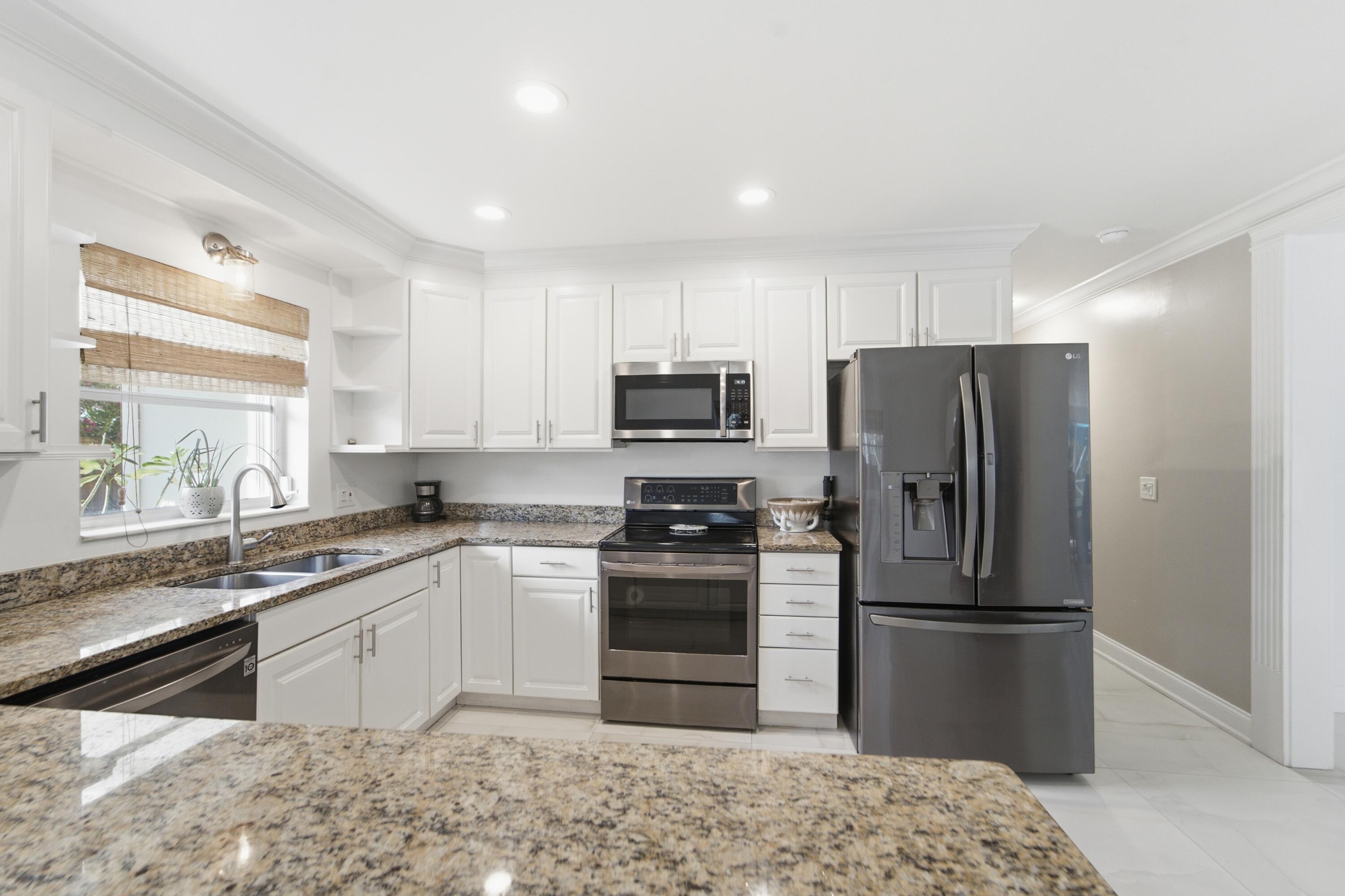 HUNT CLUB COLONY (AKA JUPITER/TEQUESTA HUNT CLUB C - Residential