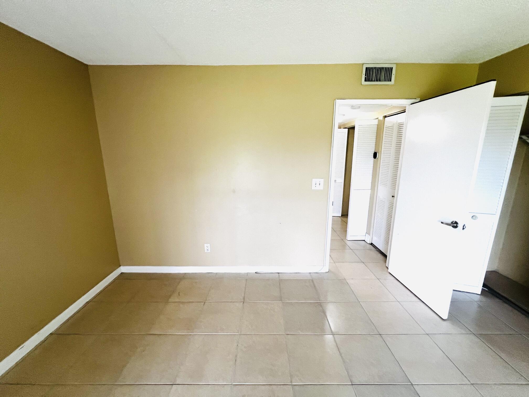 MEADOWS ON THE GREEN CONDO - Residential Lease