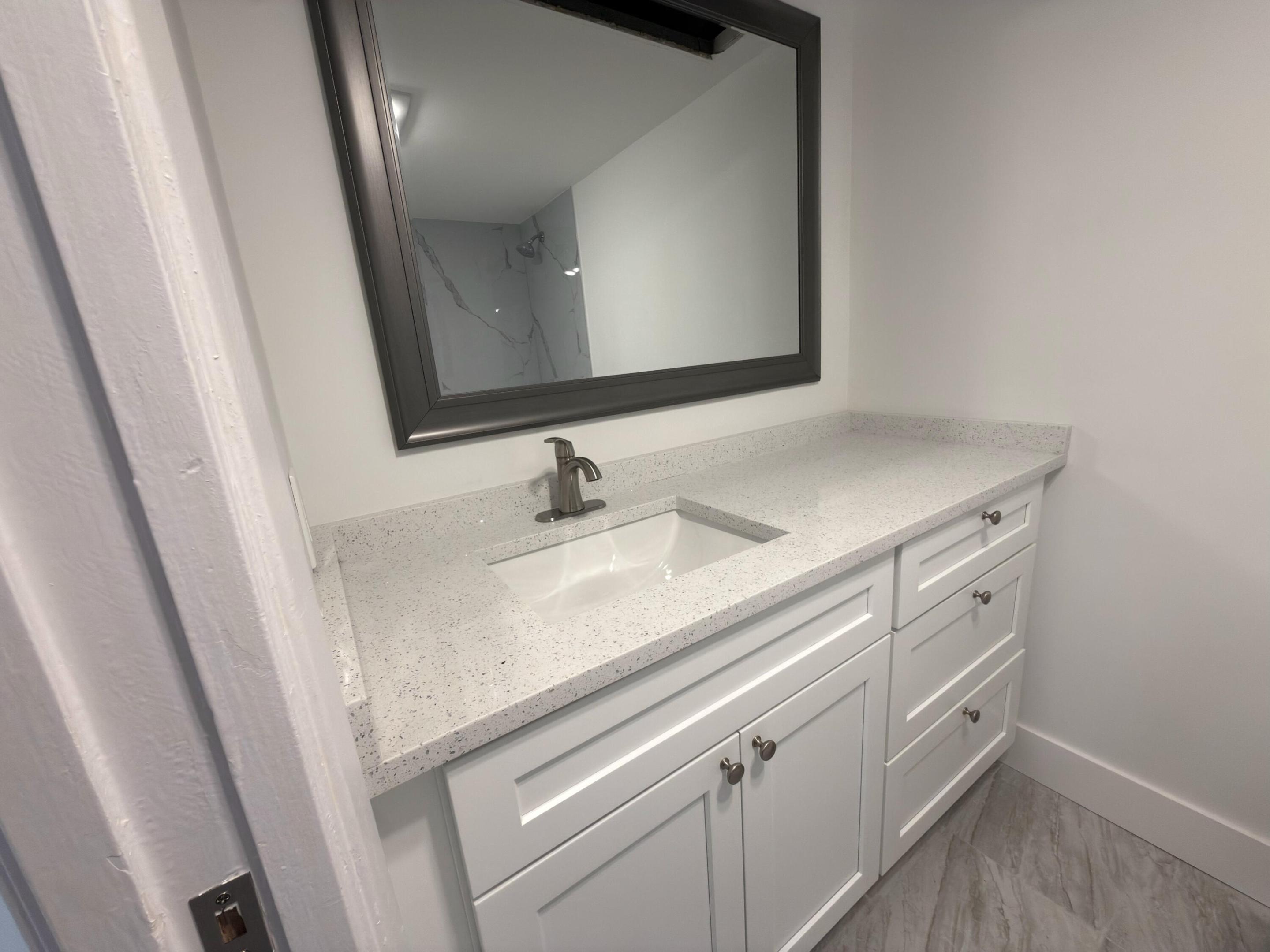 NO 105 PALM-AIRE COUNTRY CLUB - Residential