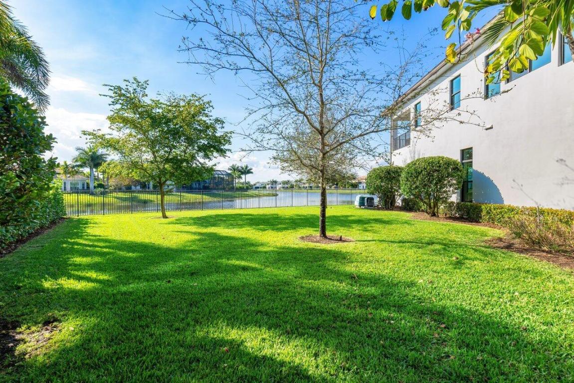 BOCA BRIDGES - Residential