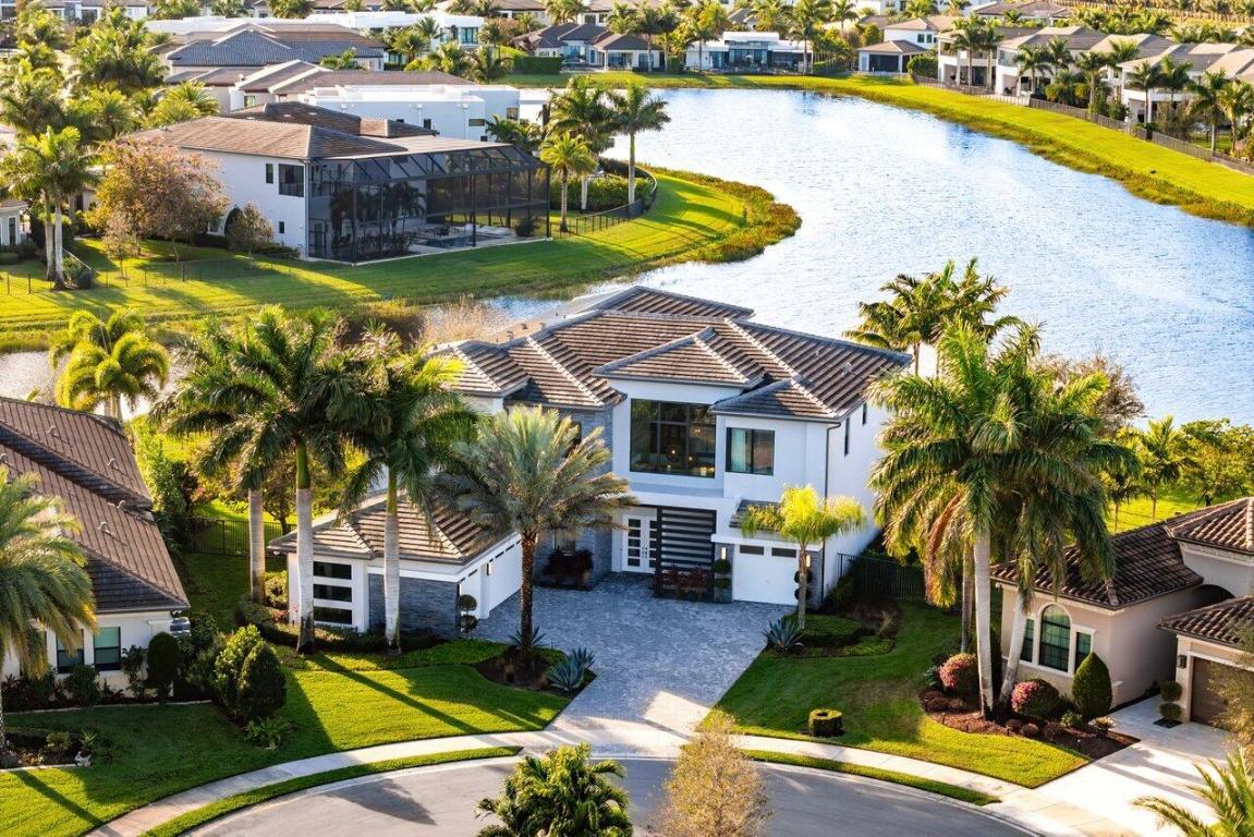 BOCA BRIDGES - Residential