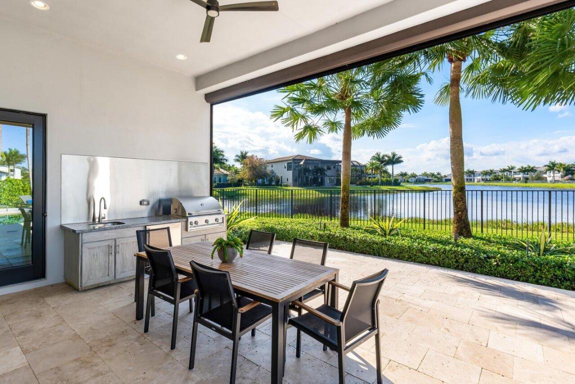 BOCA BRIDGES - Residential