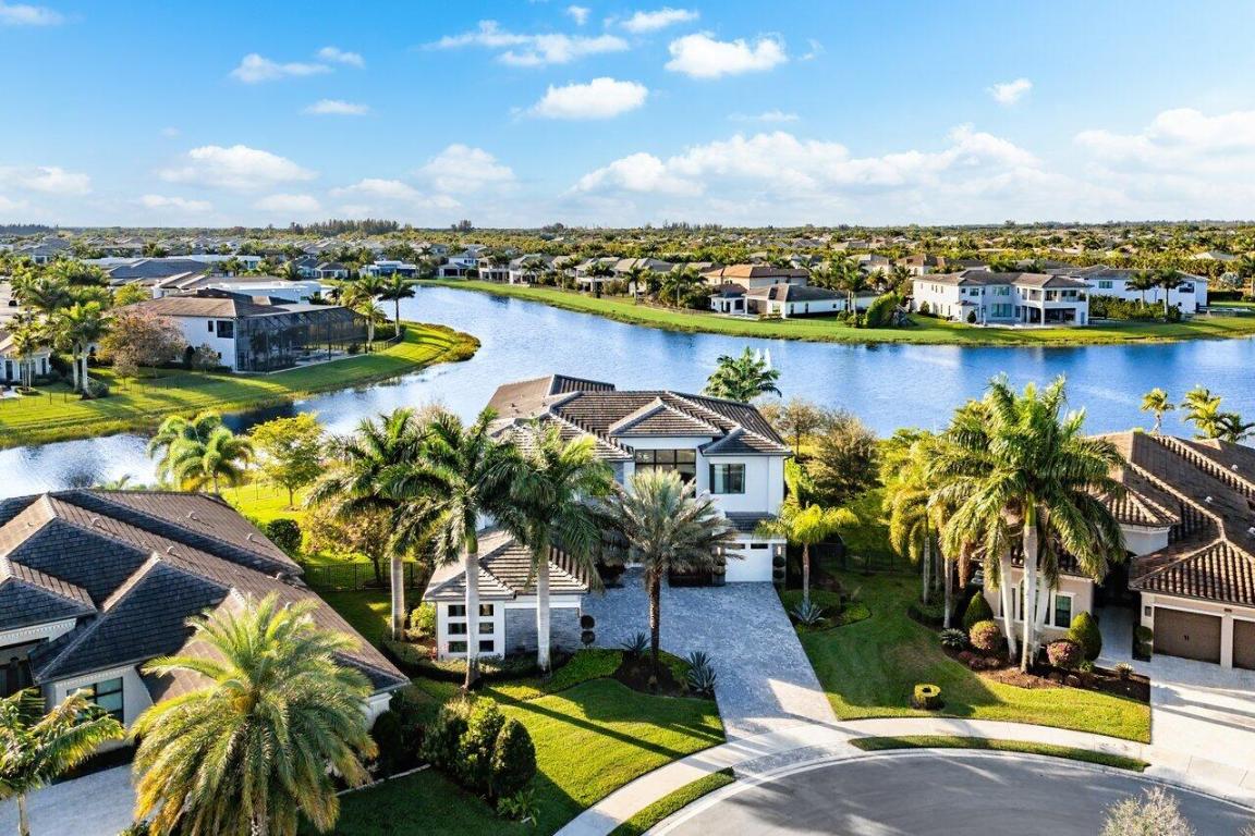 BOCA BRIDGES - Residential