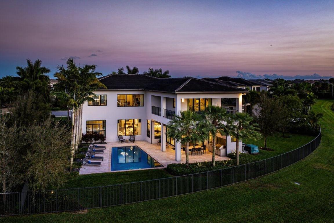 BOCA BRIDGES - Residential